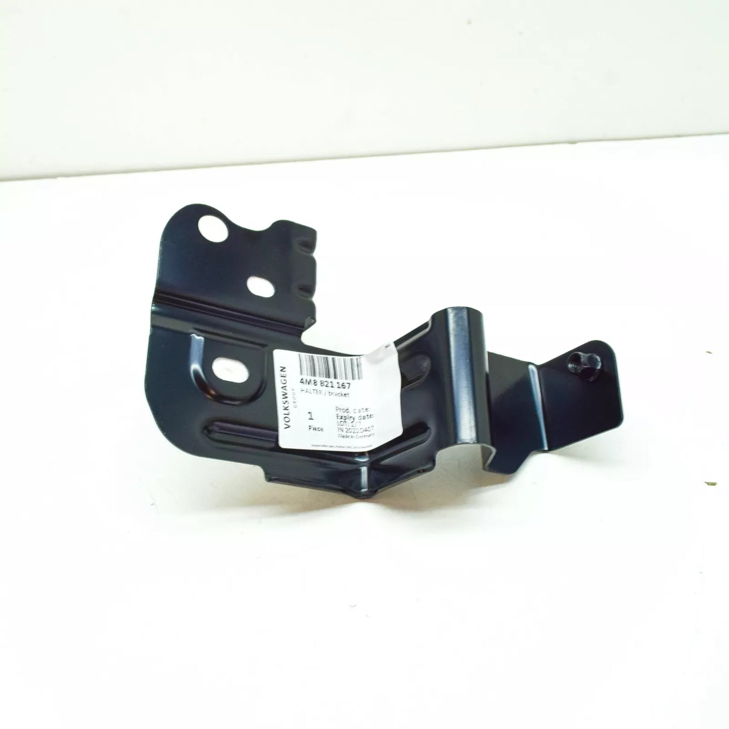 NEW AUDI Q8 4MN REAR LEFT FENDER BRACKET 4M8821167 ORIGINAL