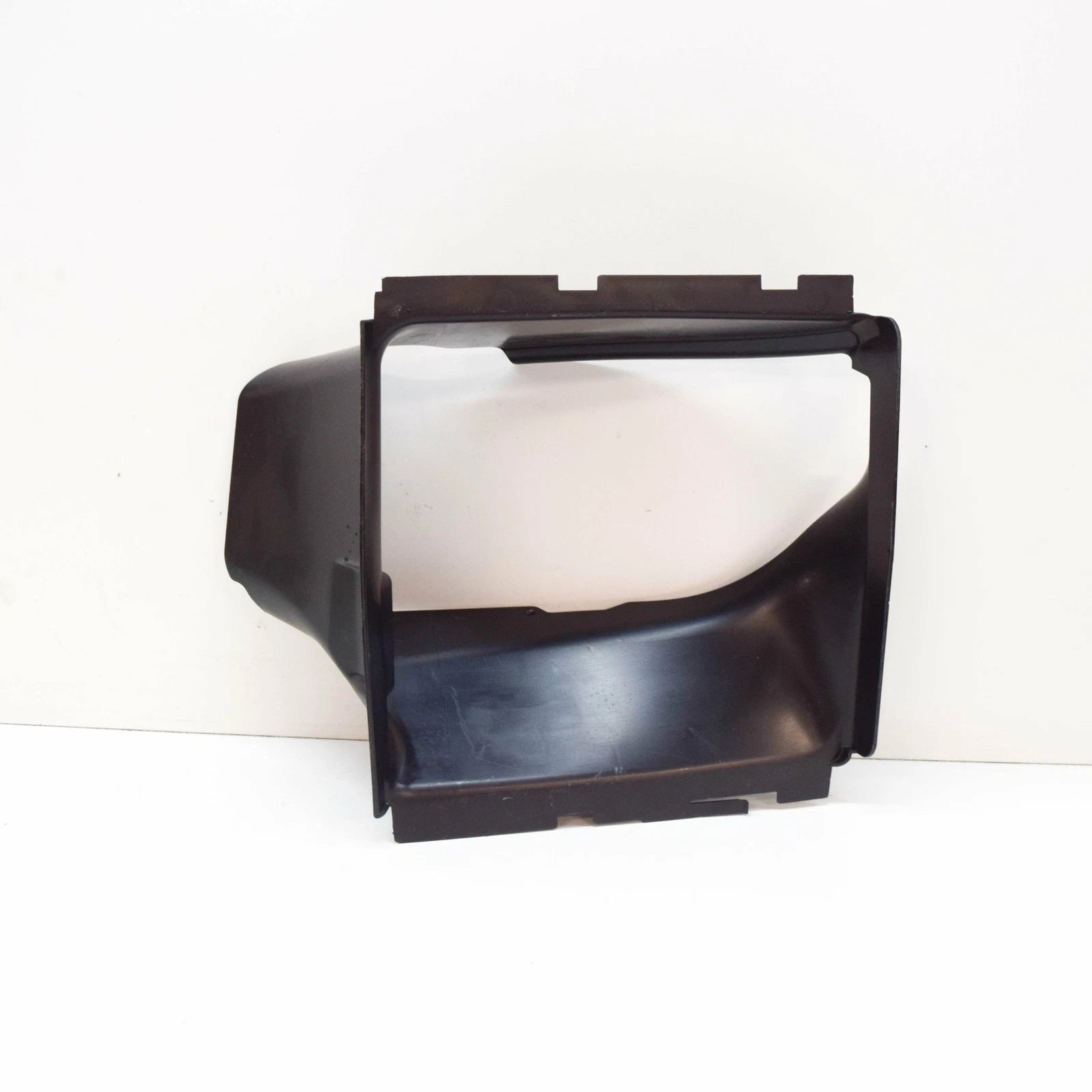 NEW VW TOUAREG 7LA AIR COOLER CHARGE RIGHT INTAKE DUCT 7L6117336B