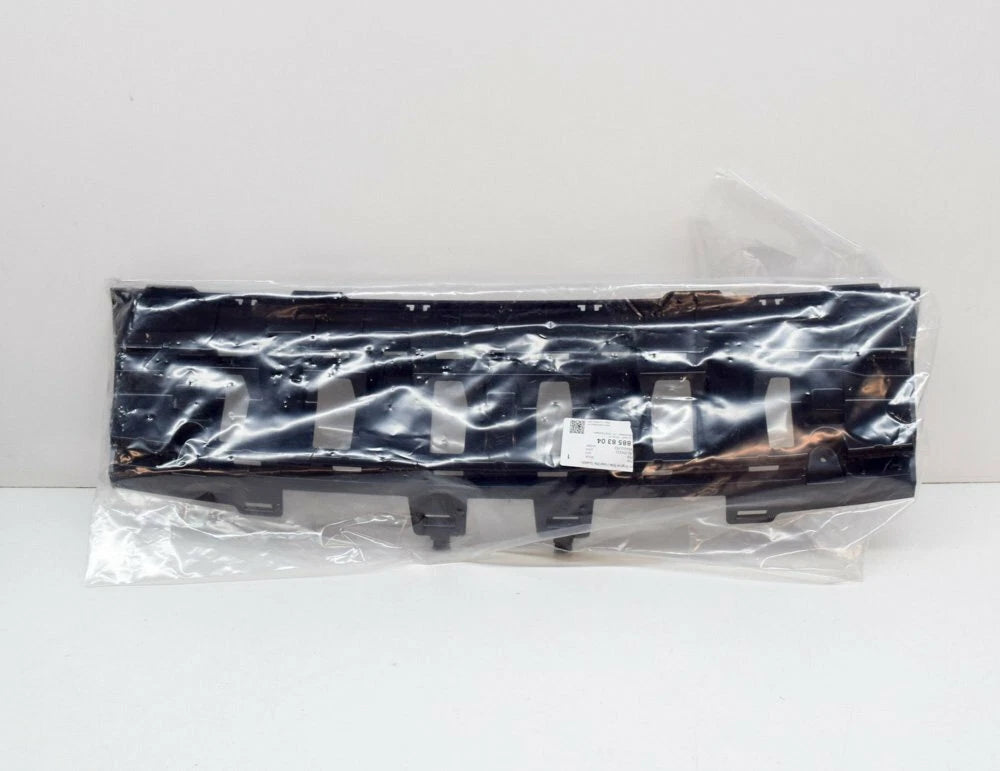 NEW MERCEDES-BENZ C W205 REAR BUMPER MIDDLE BRACKET A2058858304 ORIGINAL