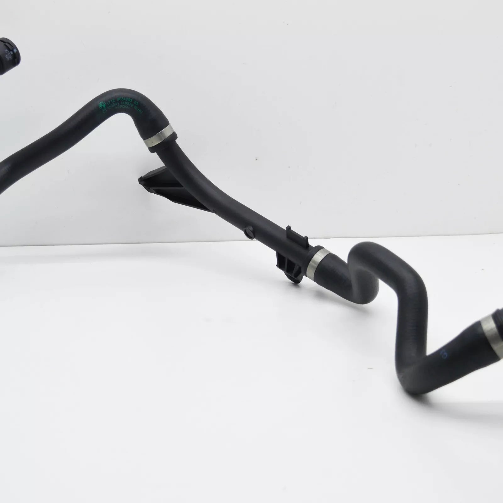 NEW BMW 3 F30, F80 COOLANT HOSE 17128634283 8634283 ORIGINAL