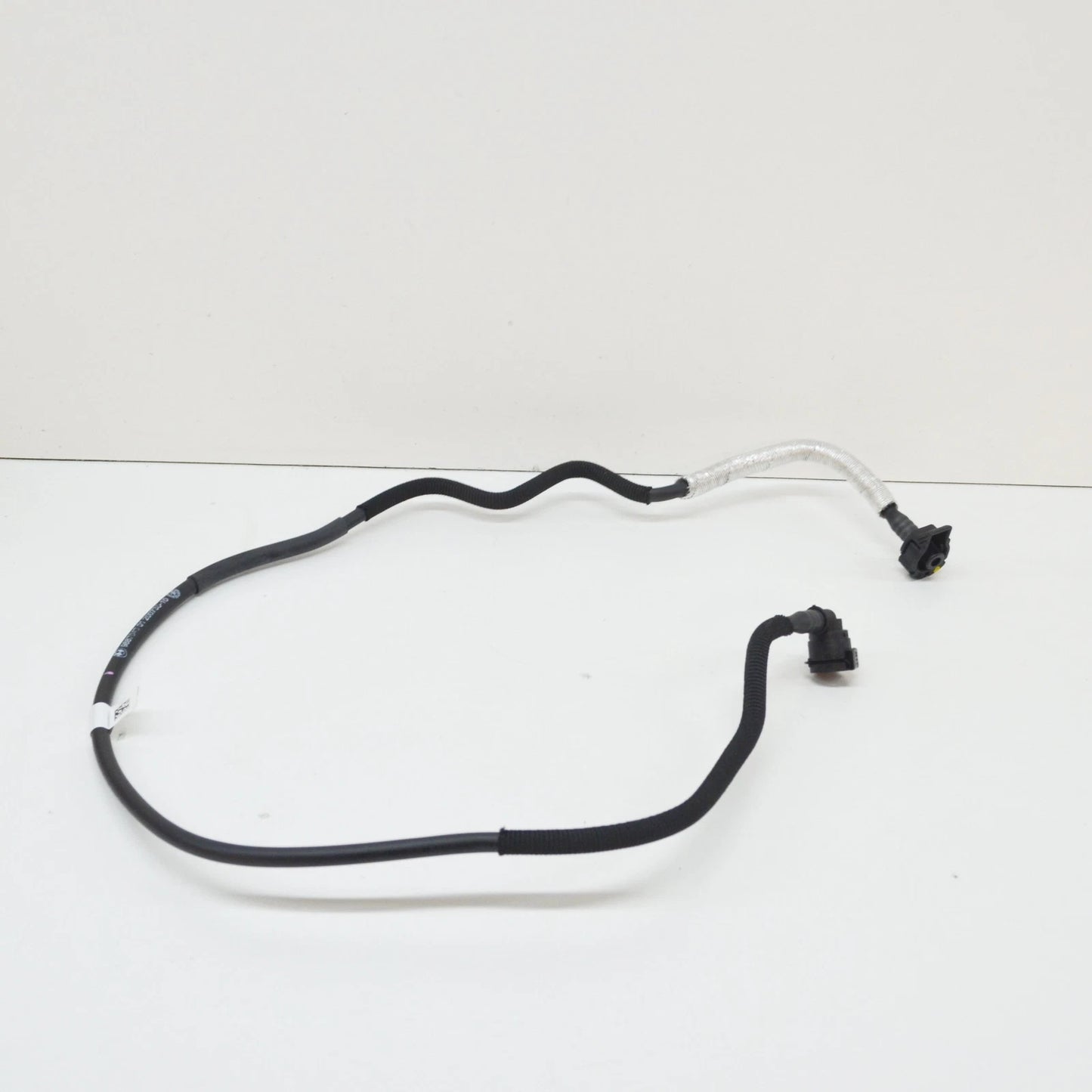 NEW BMW X1 F48 CYLINDER HEAD EXPANSION TANK PIPE 17129887040 ORIGINAL