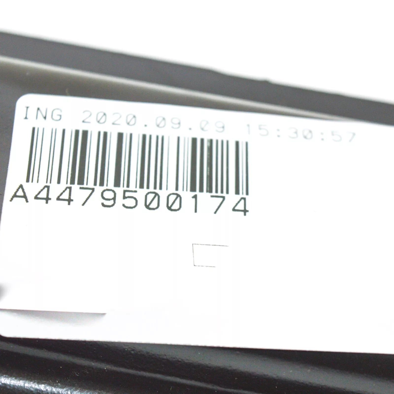 NEW MERCEDES-BENZ VITO W447 LEFT SEAT MOUNT FIRST ROW A4479500174 ORIGINAL