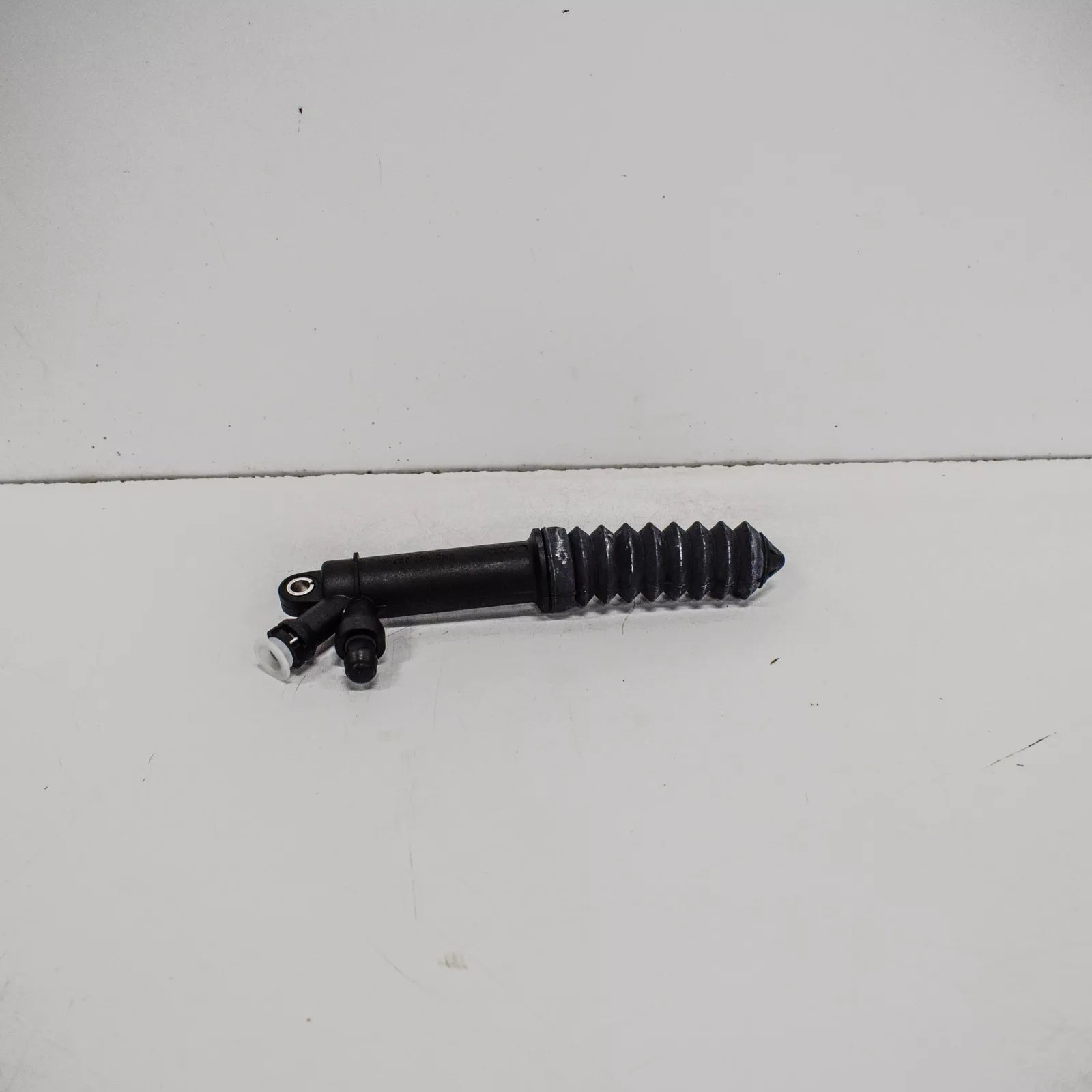 NEW AUDI Q5 8R CLUTCH SLAVE CYLINDER 8K0721257A ORIGINAL