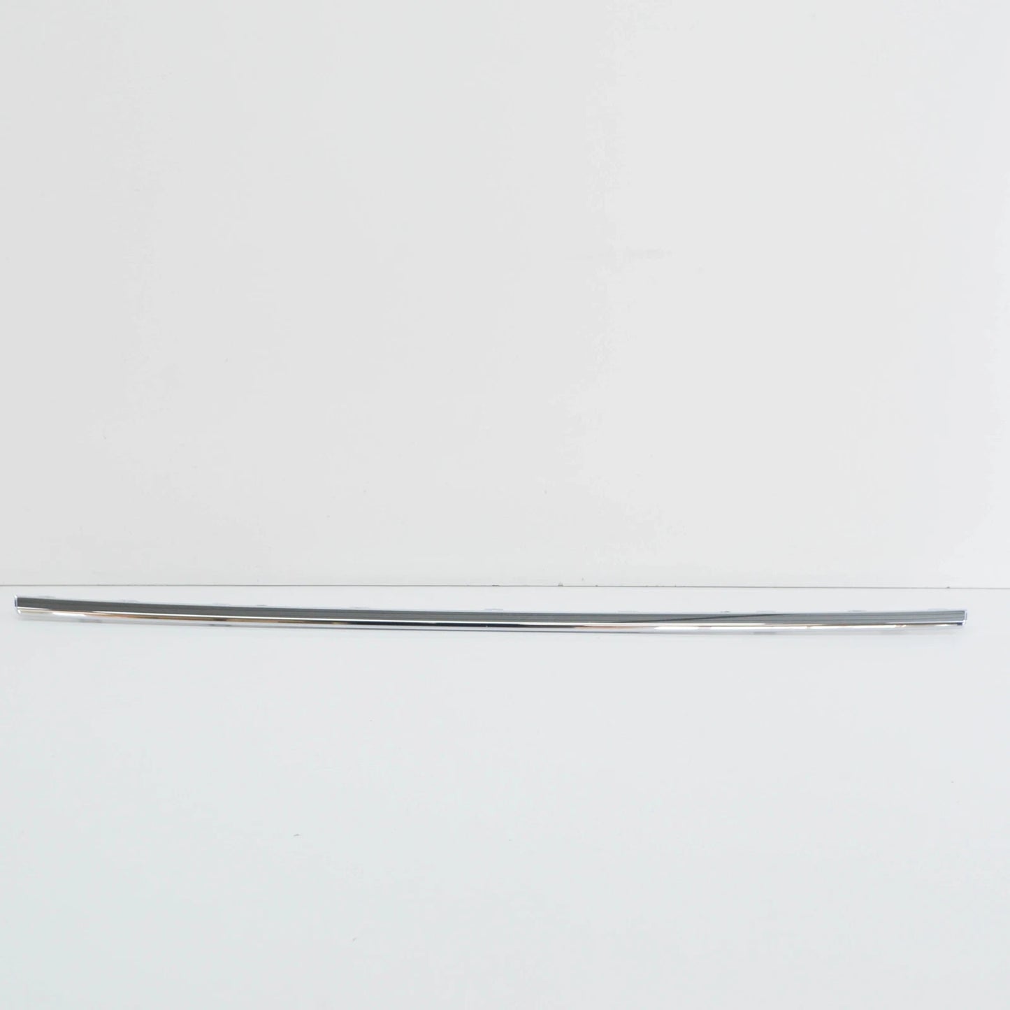 NEW VW GOLF 5G MK7 FRONT BUMPER GRILLE LOWER MOLDING 5G0853101B2ZZ ORIGINAL