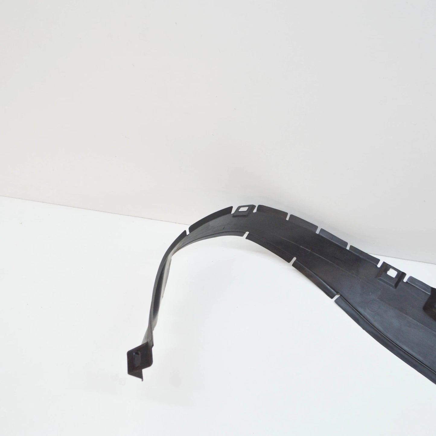 NEW MERCEDES-BENZ SLK R170 FRONT RIGHT FENDER INNER COVER A1706980230 ORIGINAL