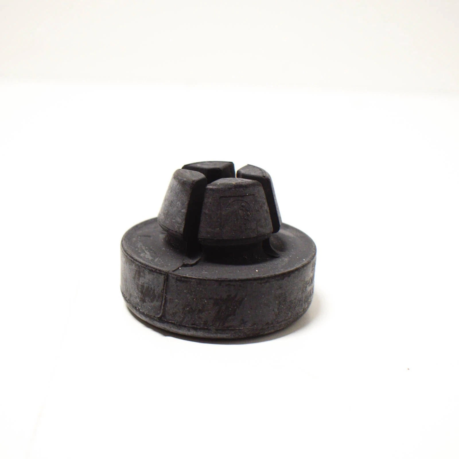 NEW AUDI A3 8V CABRIOLET BASIC PLATE FRONT 8V0804631B ORIGINAL