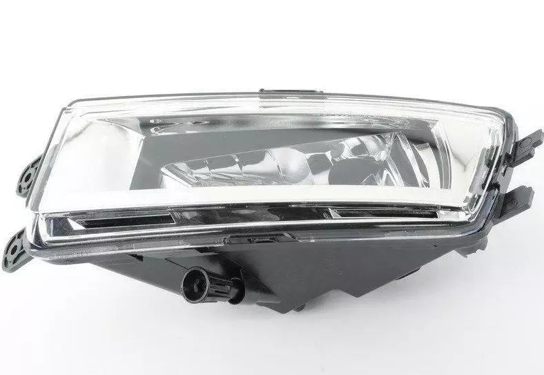 NEW VOLKSWAGEN PASSAT B8 FRONT LEFT HALOGEN FOG LIGHT 561941699B ORIGINAL