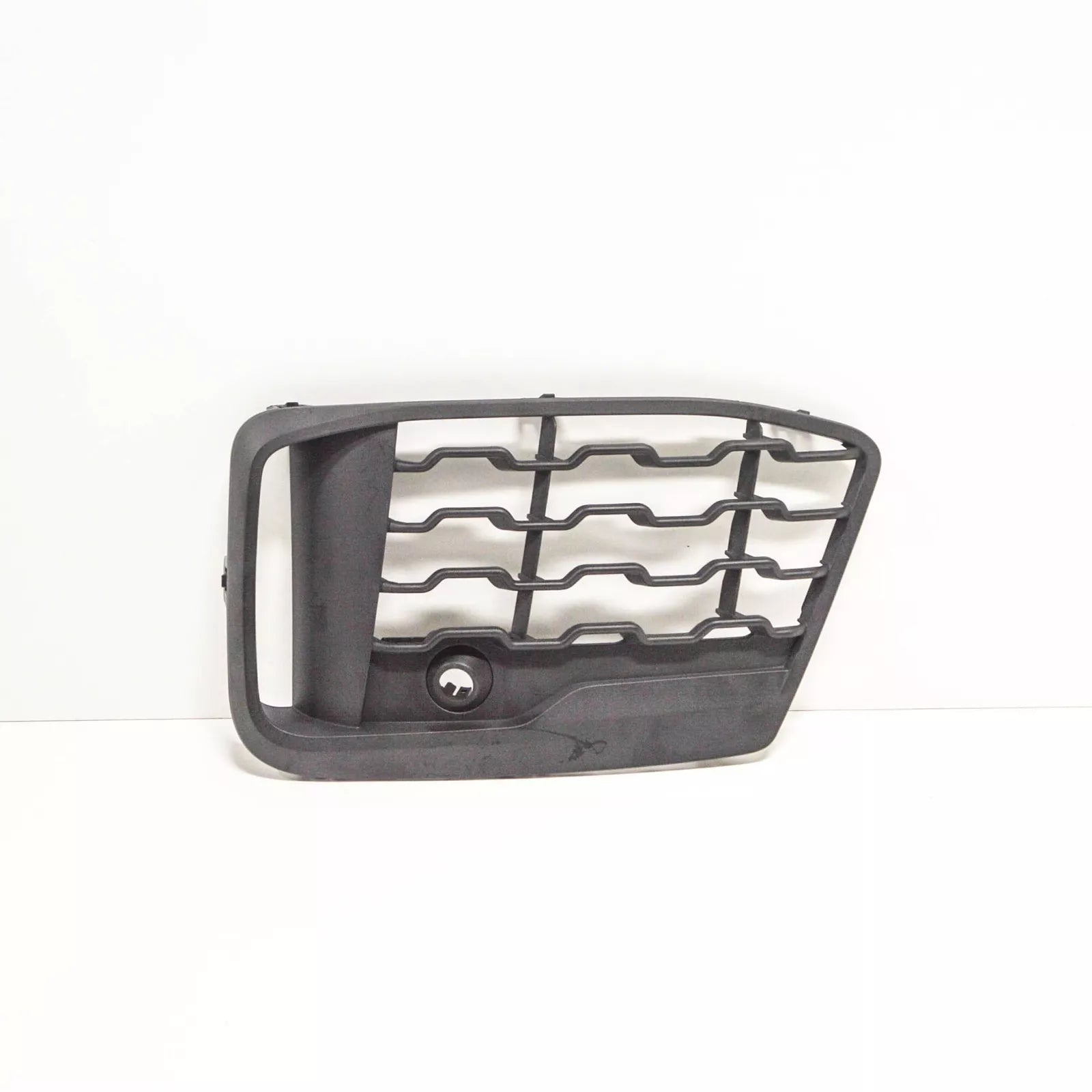 NEW BMW X1 F48 FRONT BUMPER LEFT M PDC GRILLE 51118072775 8072775 2015 ORIGINAL