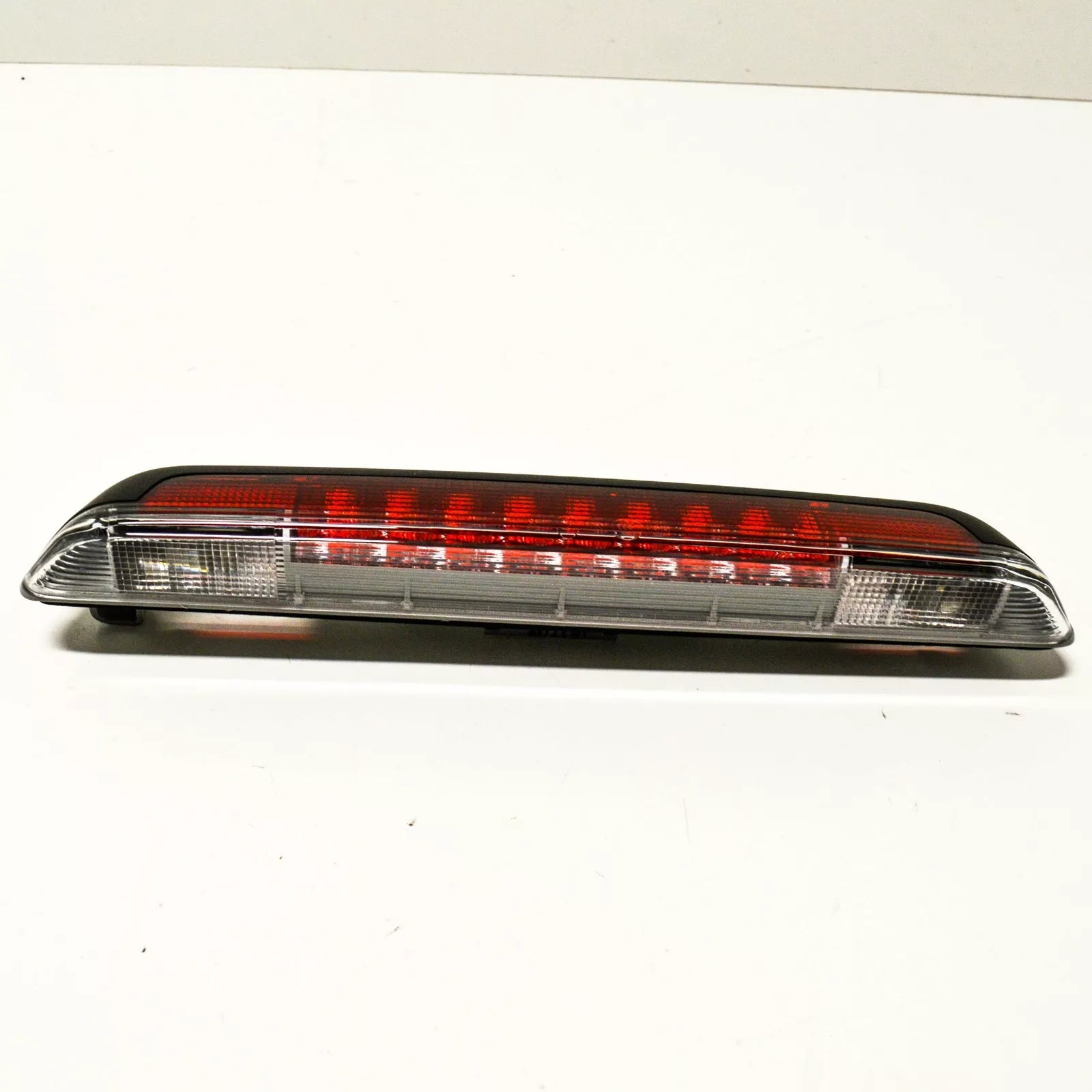 NEW VOLKSWAGEN AMAROK THIRD BRAKE LIGHT 2H6945097N