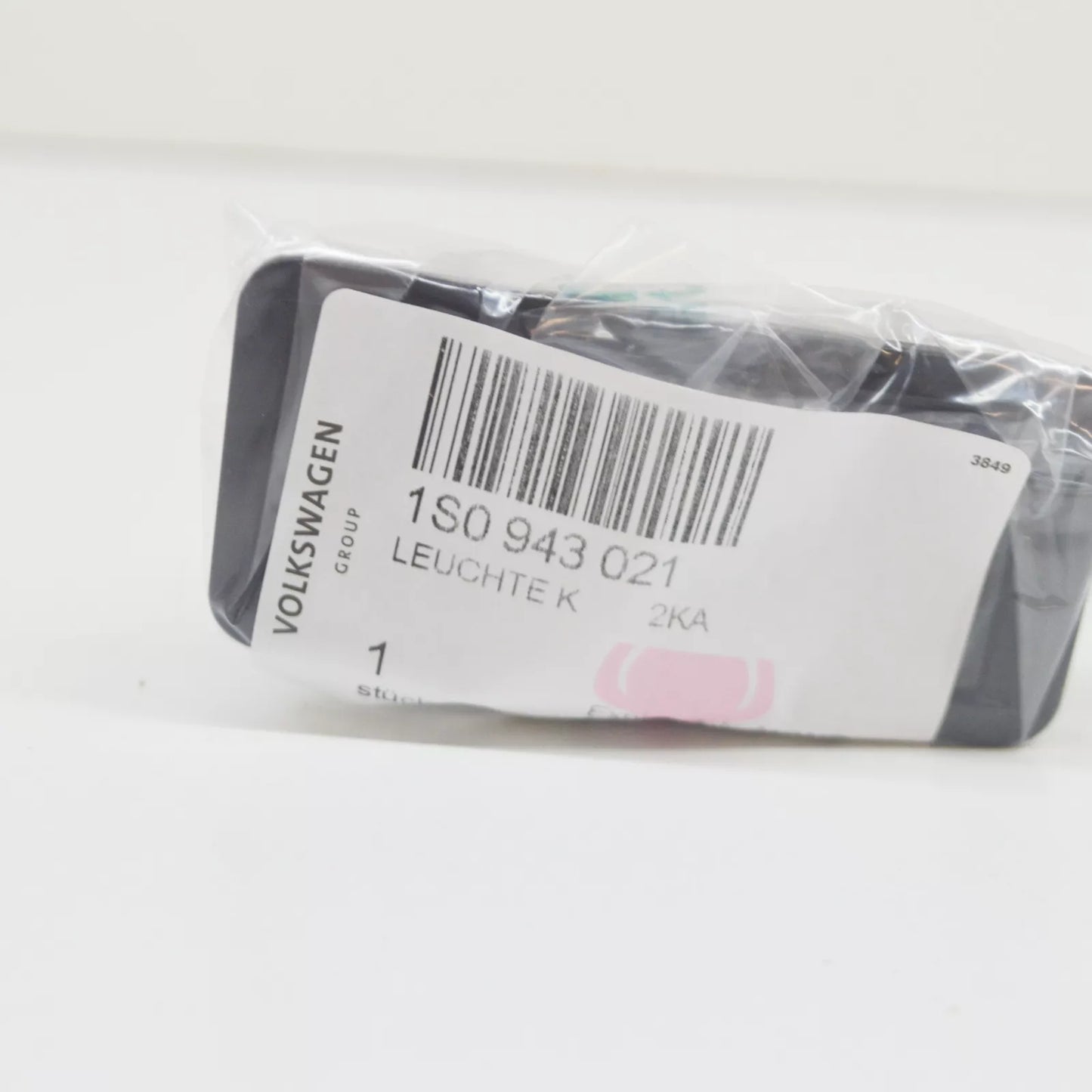 NEW VOLKSWAGEN E-UP REAR BUMPER NUMBER LICENSE PLATE LIGHT 1S0943021 ORIGINAL