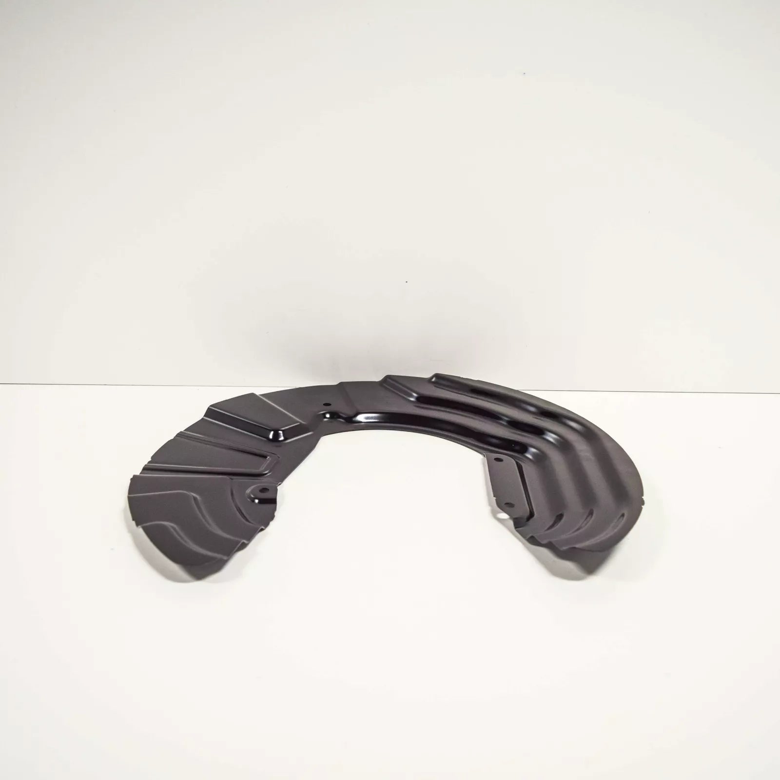 NEW BMW X3 F25 FRONT RIGHT BRAKE PROTECTION PLATE 34106787514 ORIGINAL