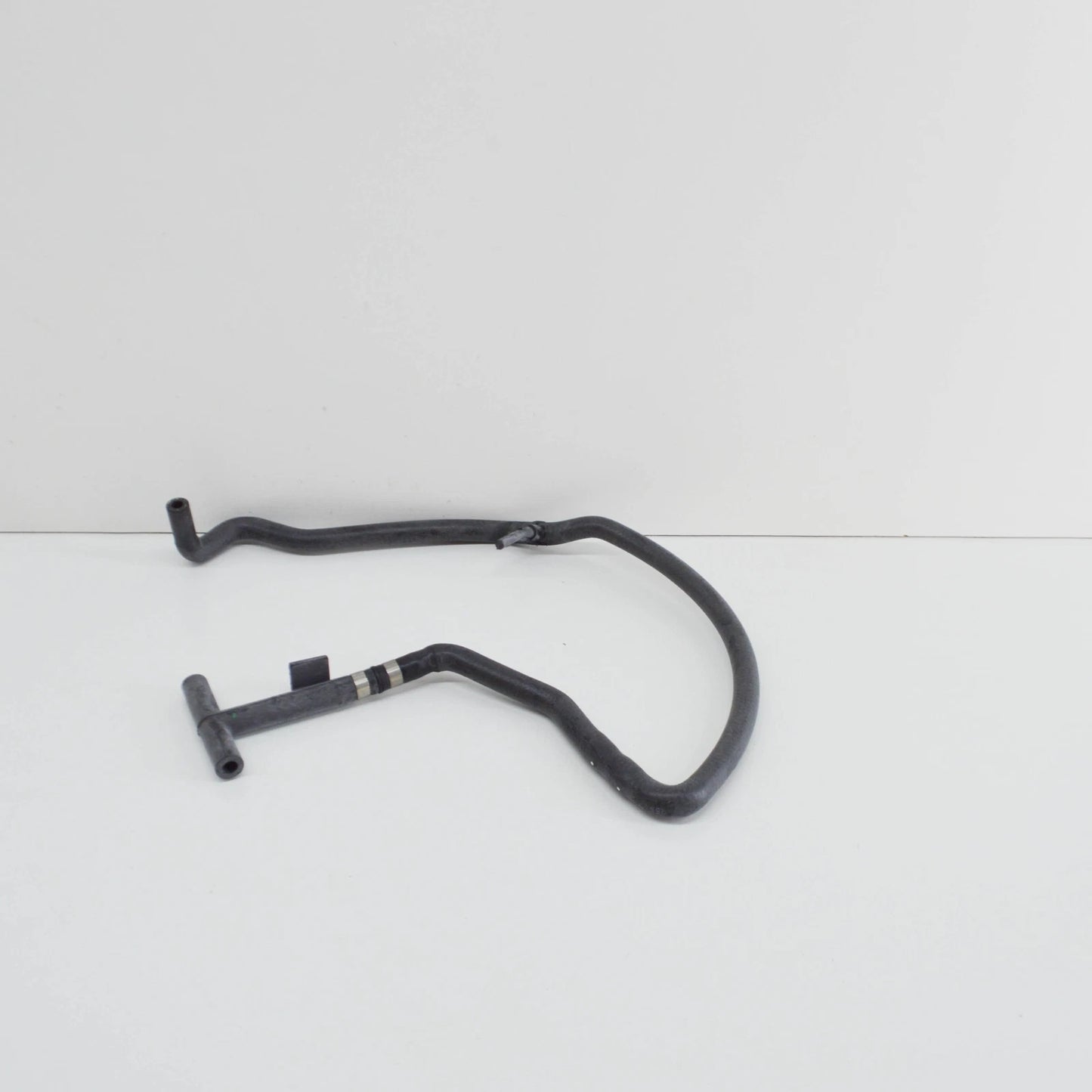 NEW VW TOUAREG 7P ENGINE COOLANT HOSE 7P6122447D ORIGINAL