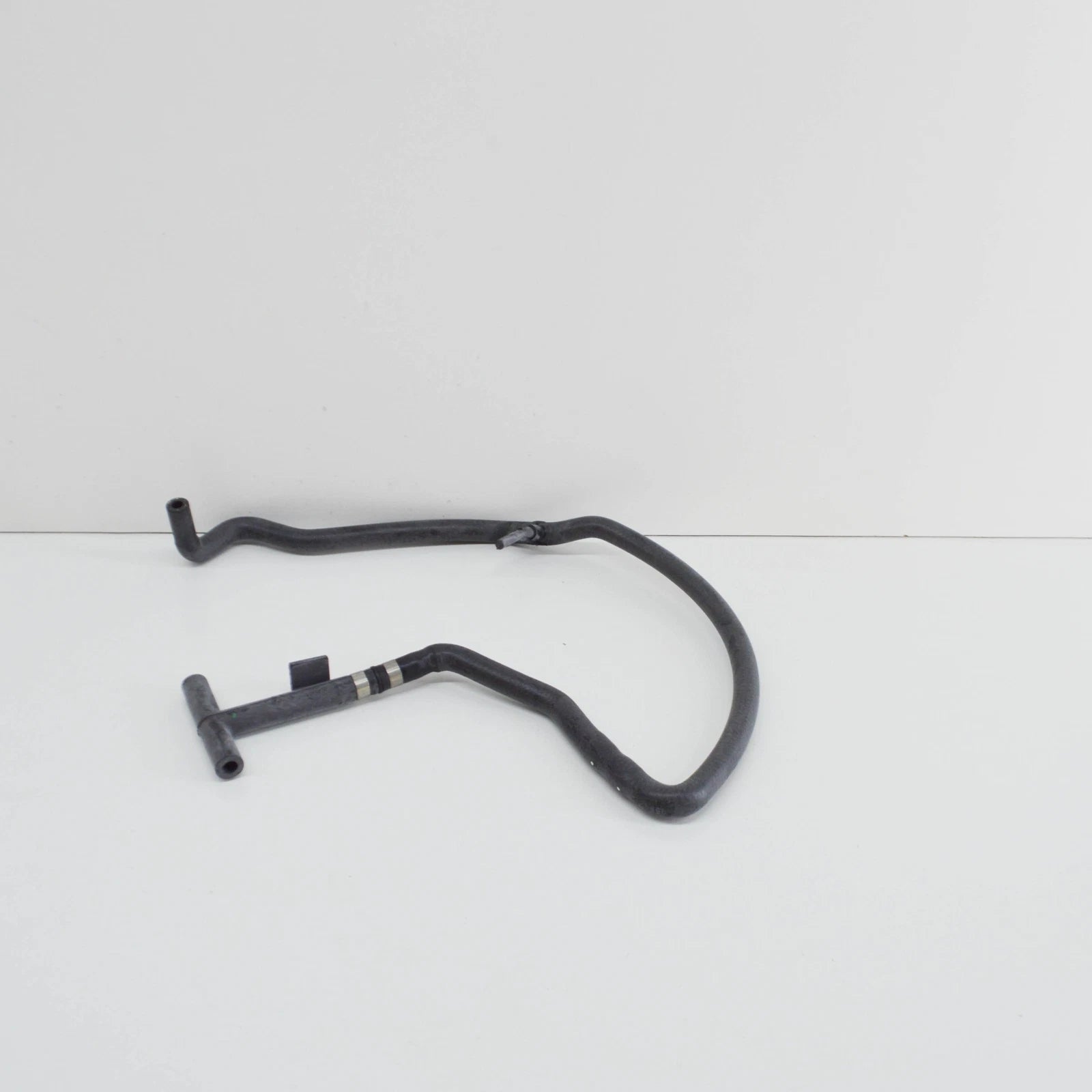 NEW VW TOUAREG 7P ENGINE COOLANT HOSE 7P6122447D ORIGINAL