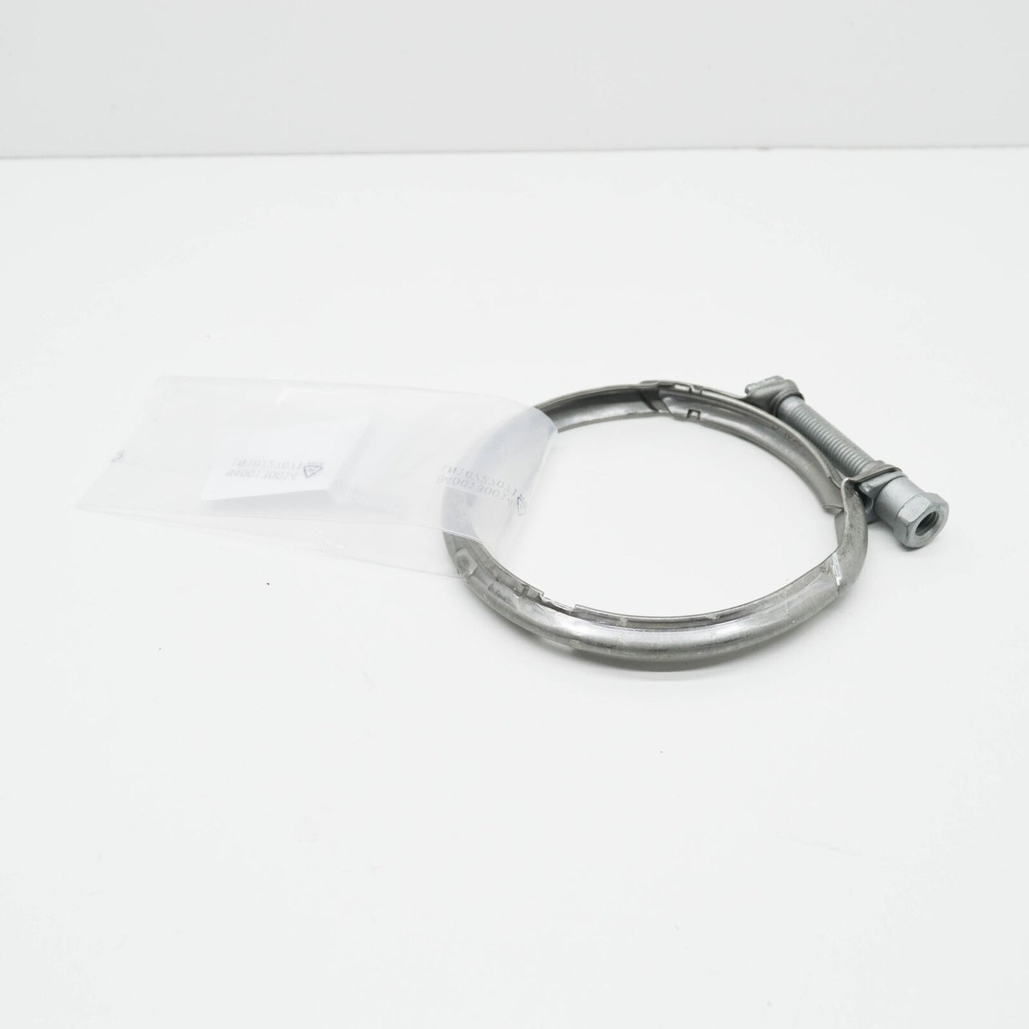 NEW MERCEDES-BENZ C W205 REAR LEFT EXHAUST PIPE CLAMP A0009951733 ORIGINAL