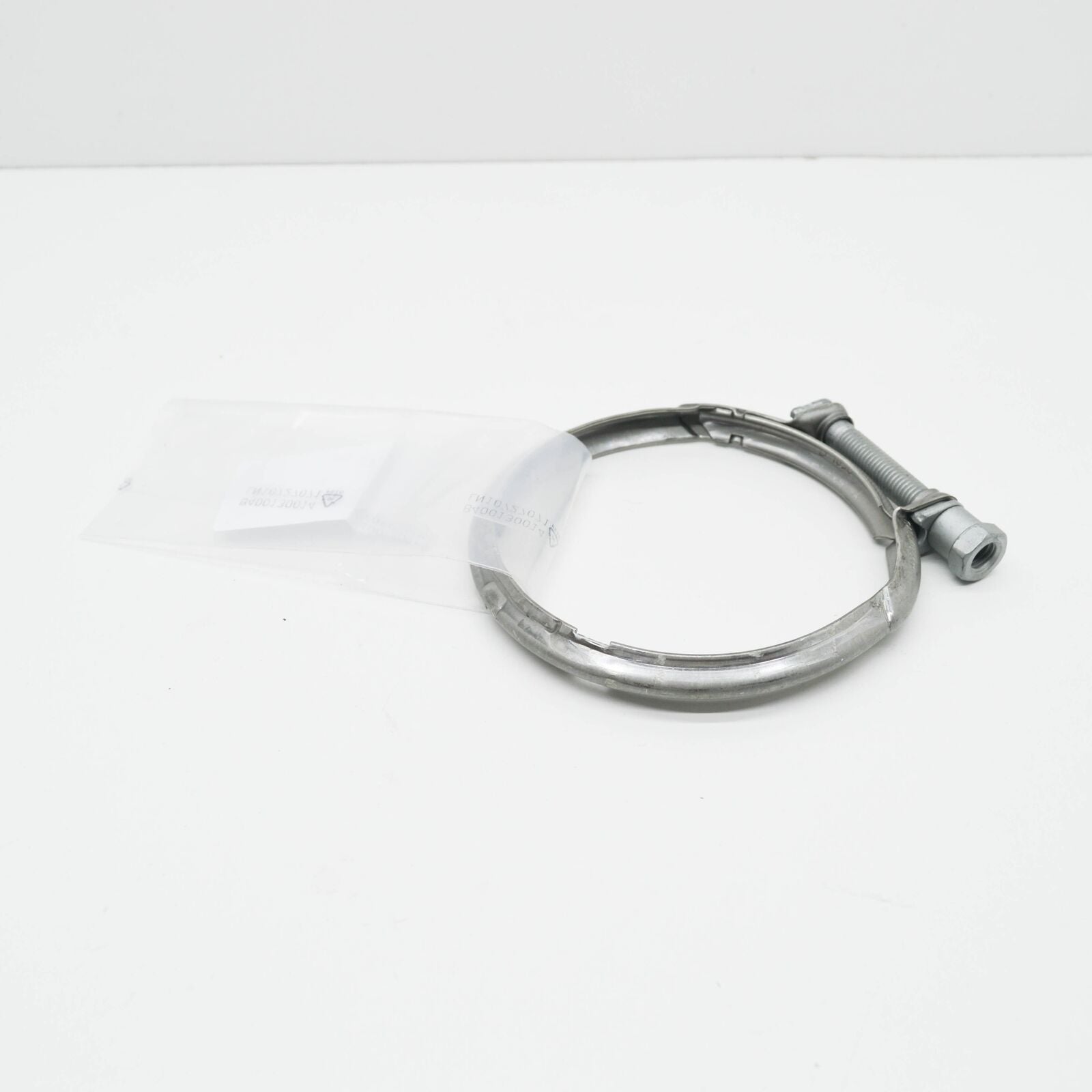 NEW MERCEDES-BENZ C W205 REAR LEFT EXHAUST PIPE CLAMP A0009951733 ORIGINAL