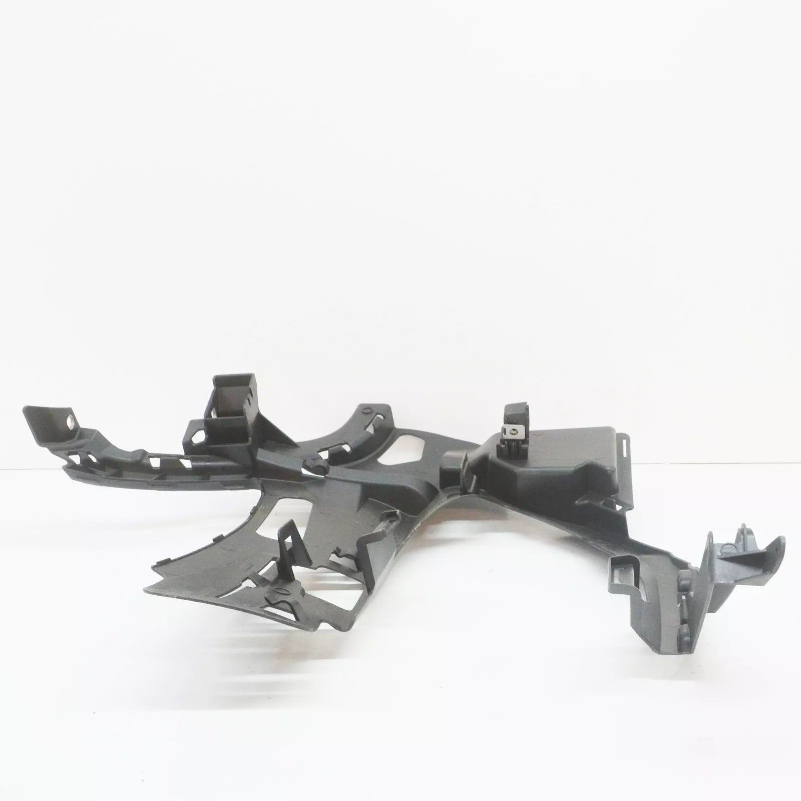 NEW MB S W222 FRONT LEFT INNER BUMPER BASIC CARRIER A2228856600 ORIGINAL