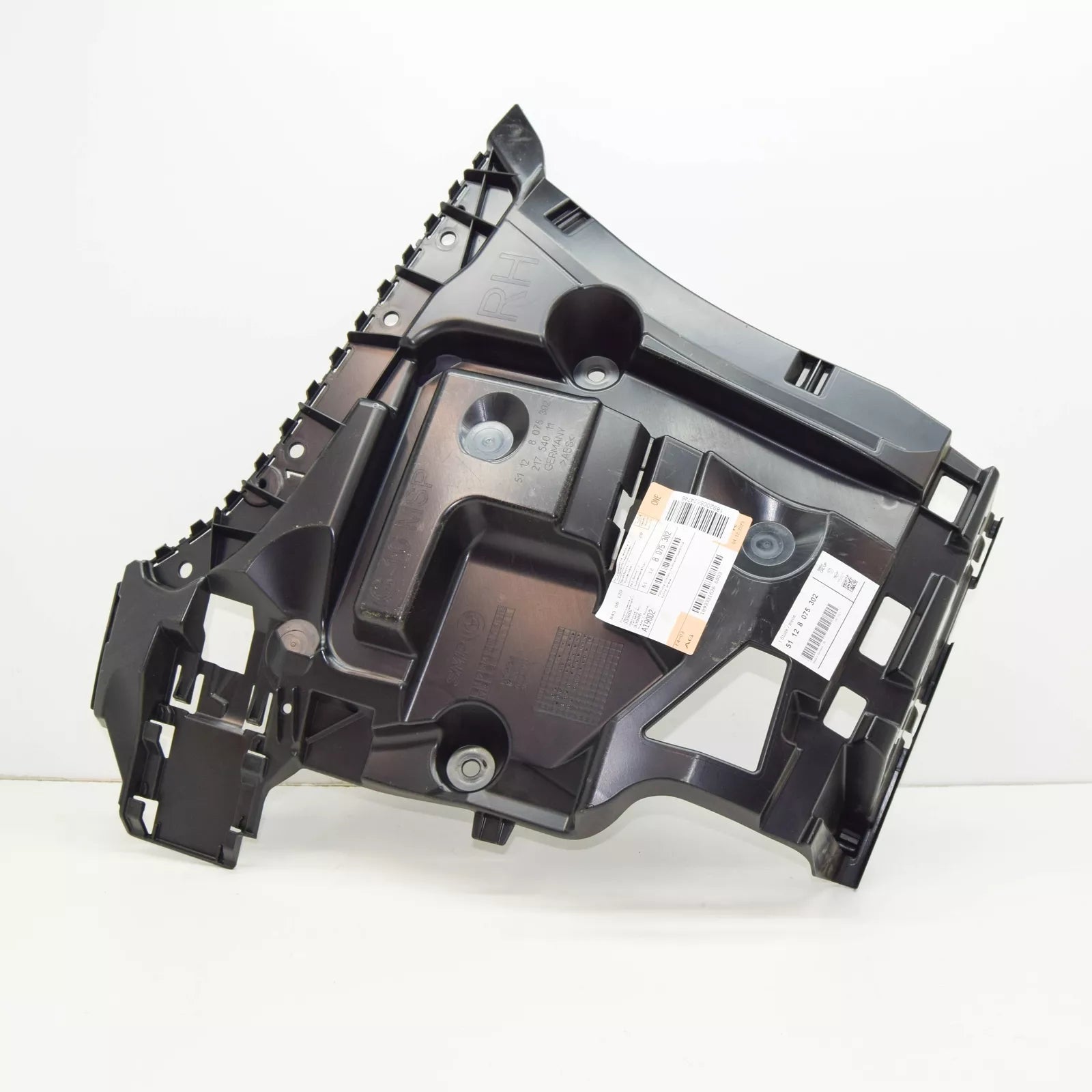 NEW BMW 8 GRAN COUPE G16 REAR RIGHT BUMPER BRACKET 51128075302 ORIGINAL