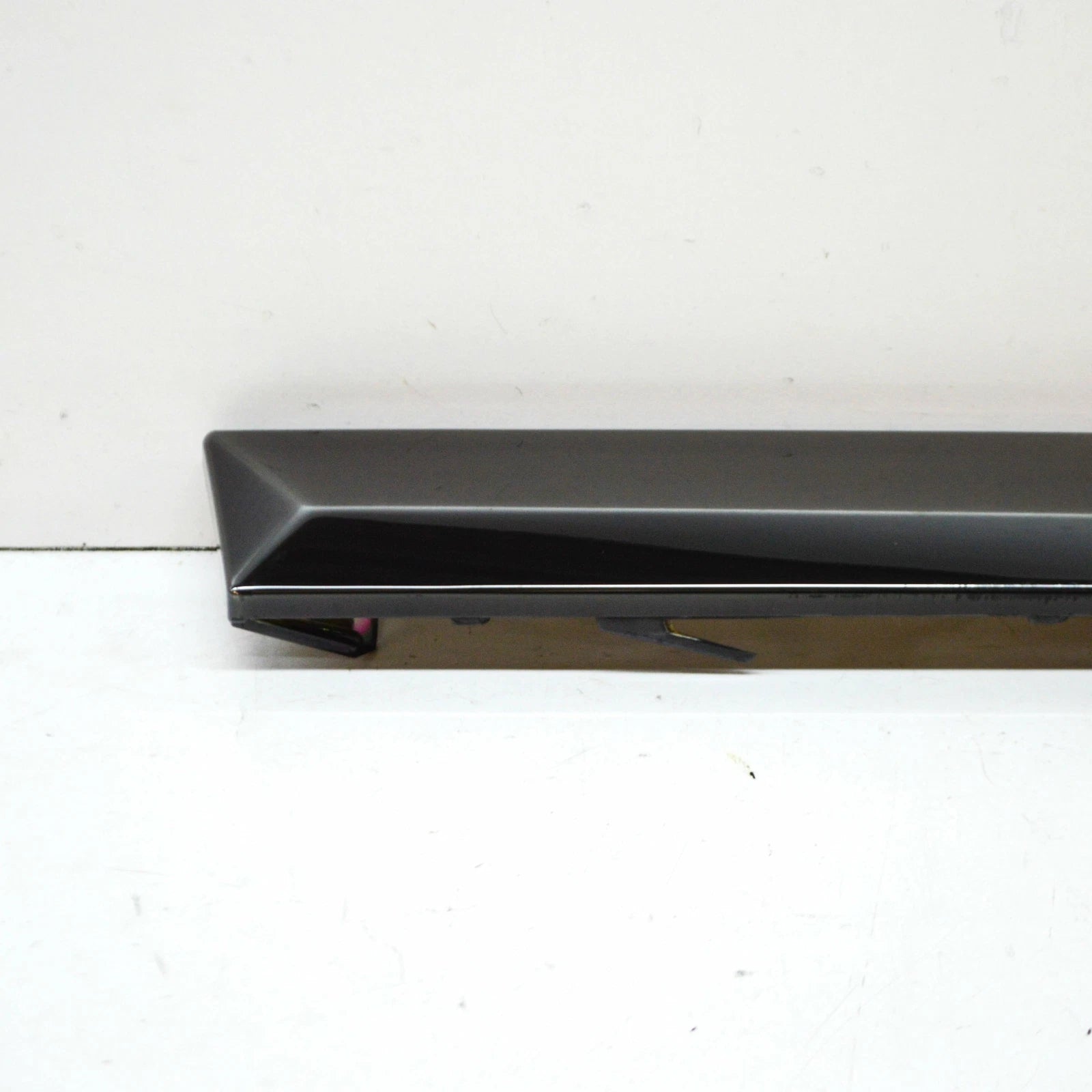 NEW BMW X7 G07 M REAR LEFT BUMPER MOLDING 51128074019 8074019 ORIGINAL
