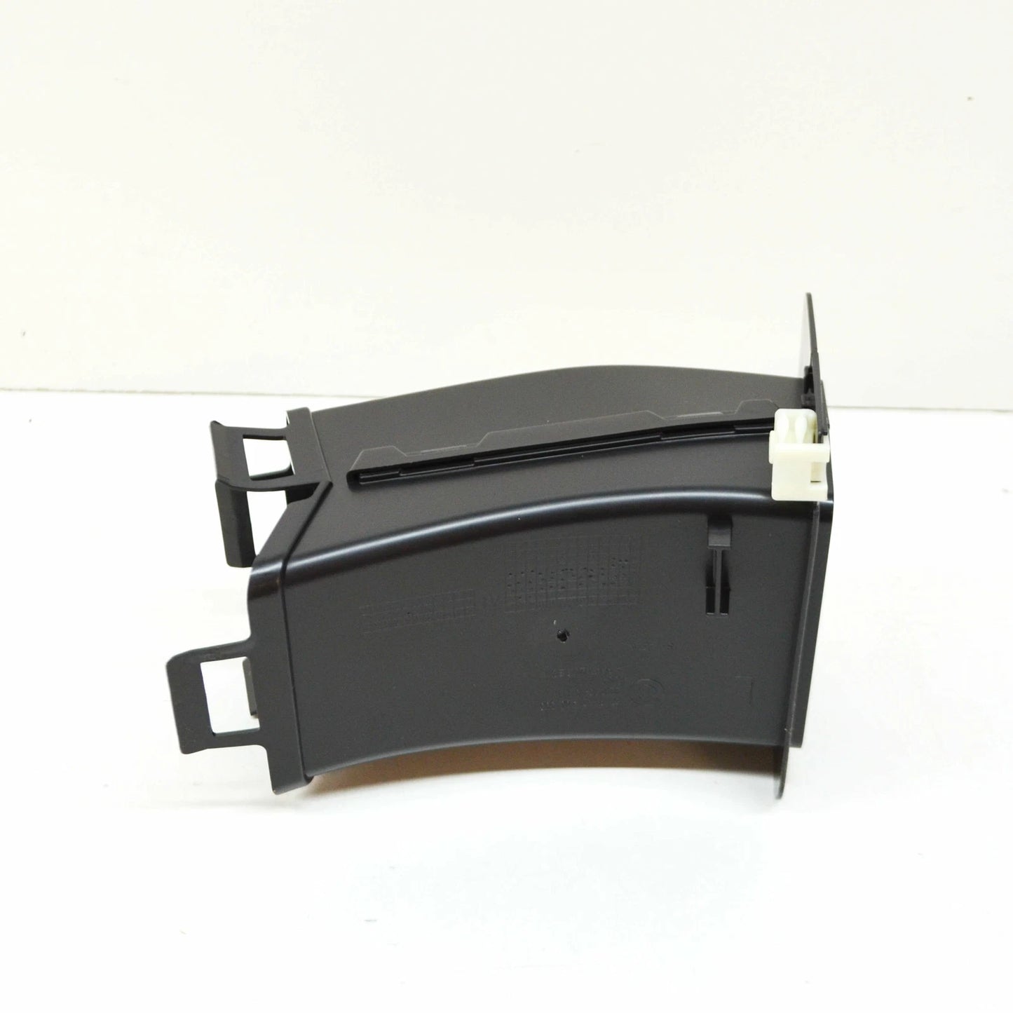 NEW BMW X3 G01 LEFT WHEEL HOUSING BRAKE AIR DUCT 51747400005 ORIGINAL