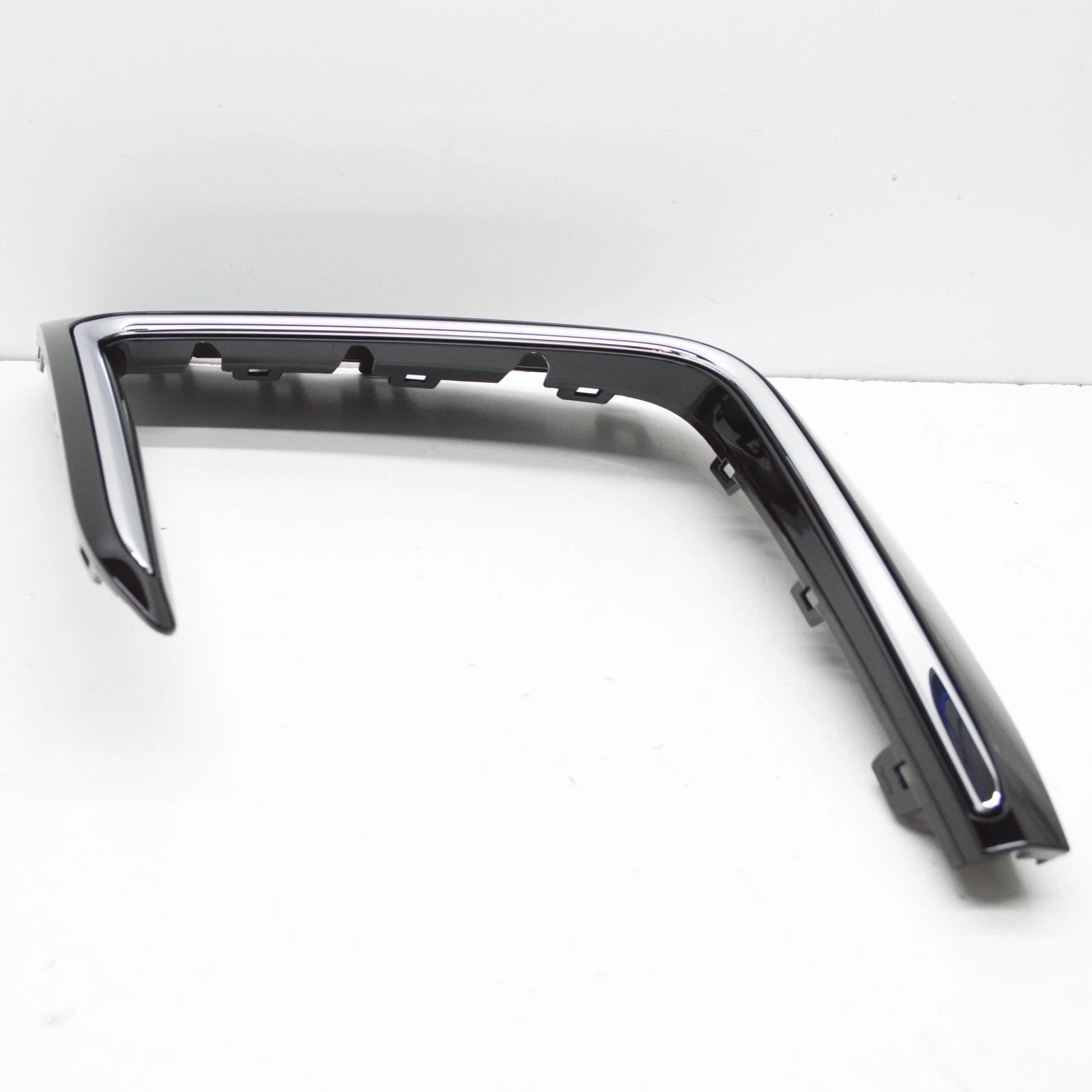 NEW VOLKSWAGEN TIGUAN AD FRONT RIGHT BUMPER GRILLE TRIM 5NN854662FDPJ