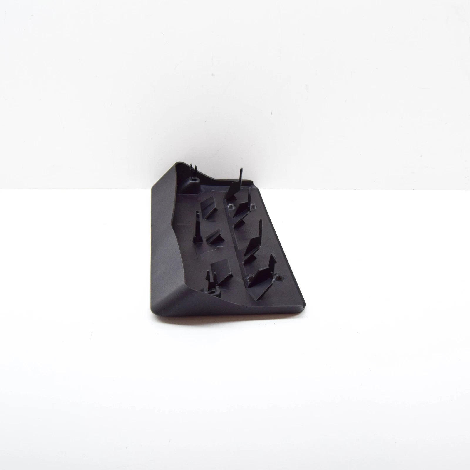 NEW MERCEDES-BENZ E W213 FRONT BUMPER LICENSE PLATE BRACKET A2138859100 ORIGINAL