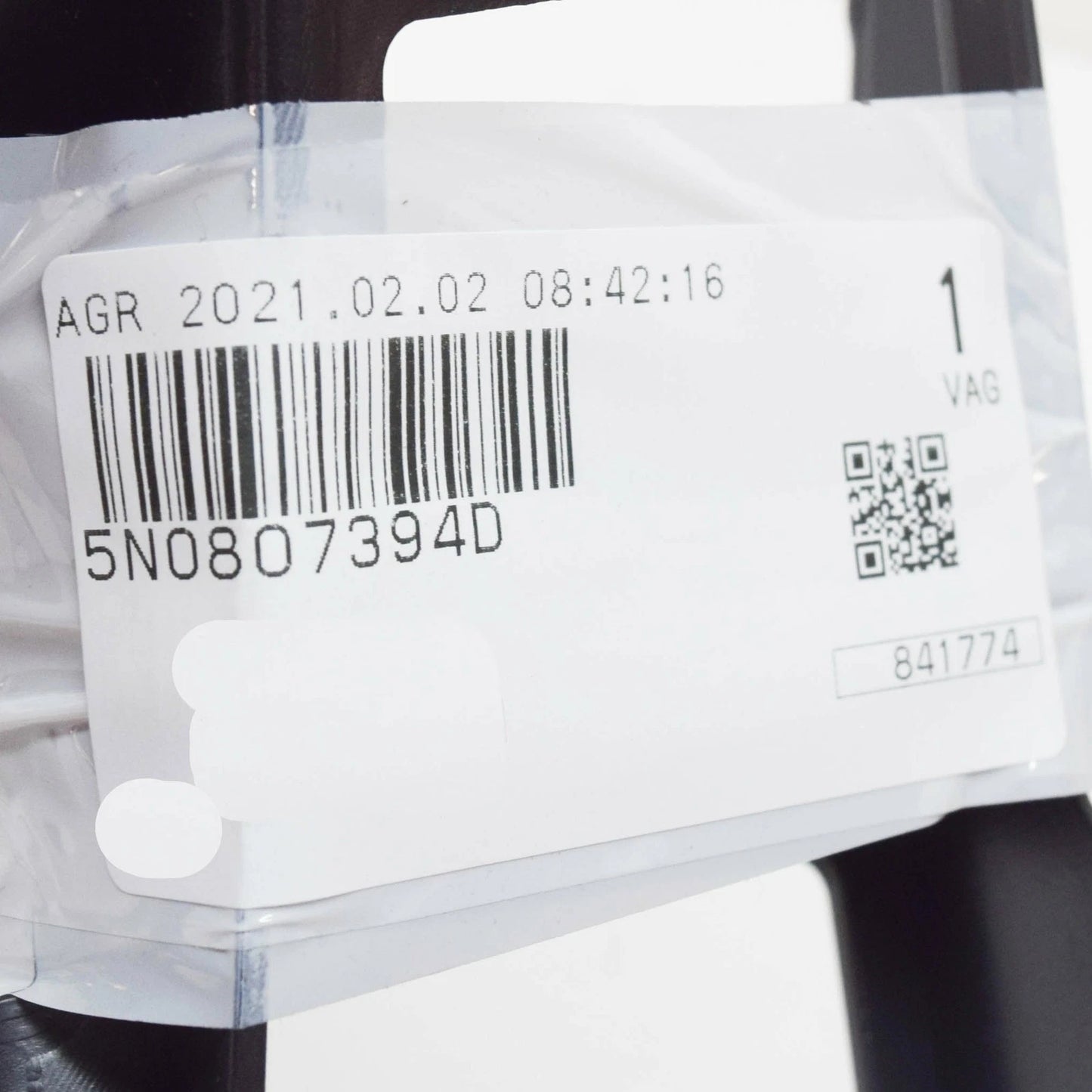 NEW VOLKSWAGEN TIGUAN 5N REAR BUMPER RIGHT BRACKET 5N0807394D 2015