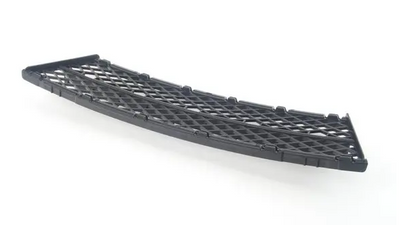 new bmw 5 touring e61 front bumper lower center grill 51117178115 original