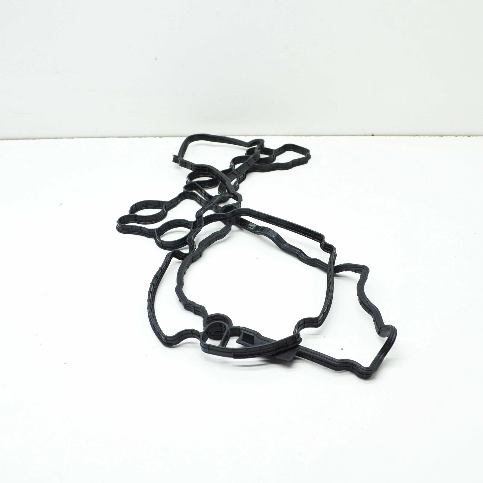 NEW BMW 1 F21 CYLINDER HEAD VALVE COVER GASKET SEAL 11128618519 ORIGINAL