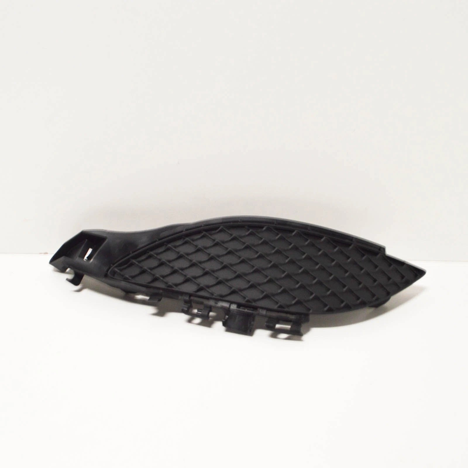 NEW MB A-CLASS W176 FRONT BUMPER RIGHT GRILLE A1768850422 ORIGINAL