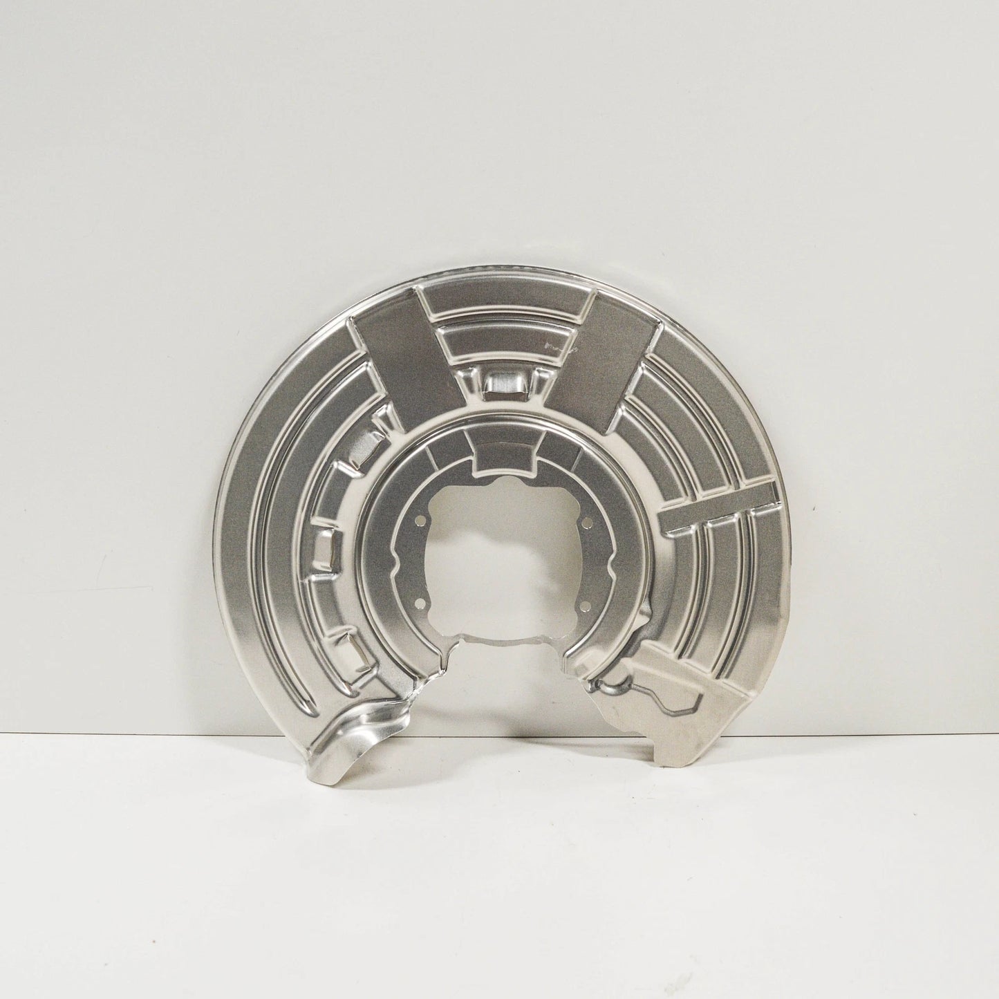 NEW BMW M2 COUPE F87 REAR RIGHT BRAKE PROTECTION PLATE 34208094318 ORIGINAL