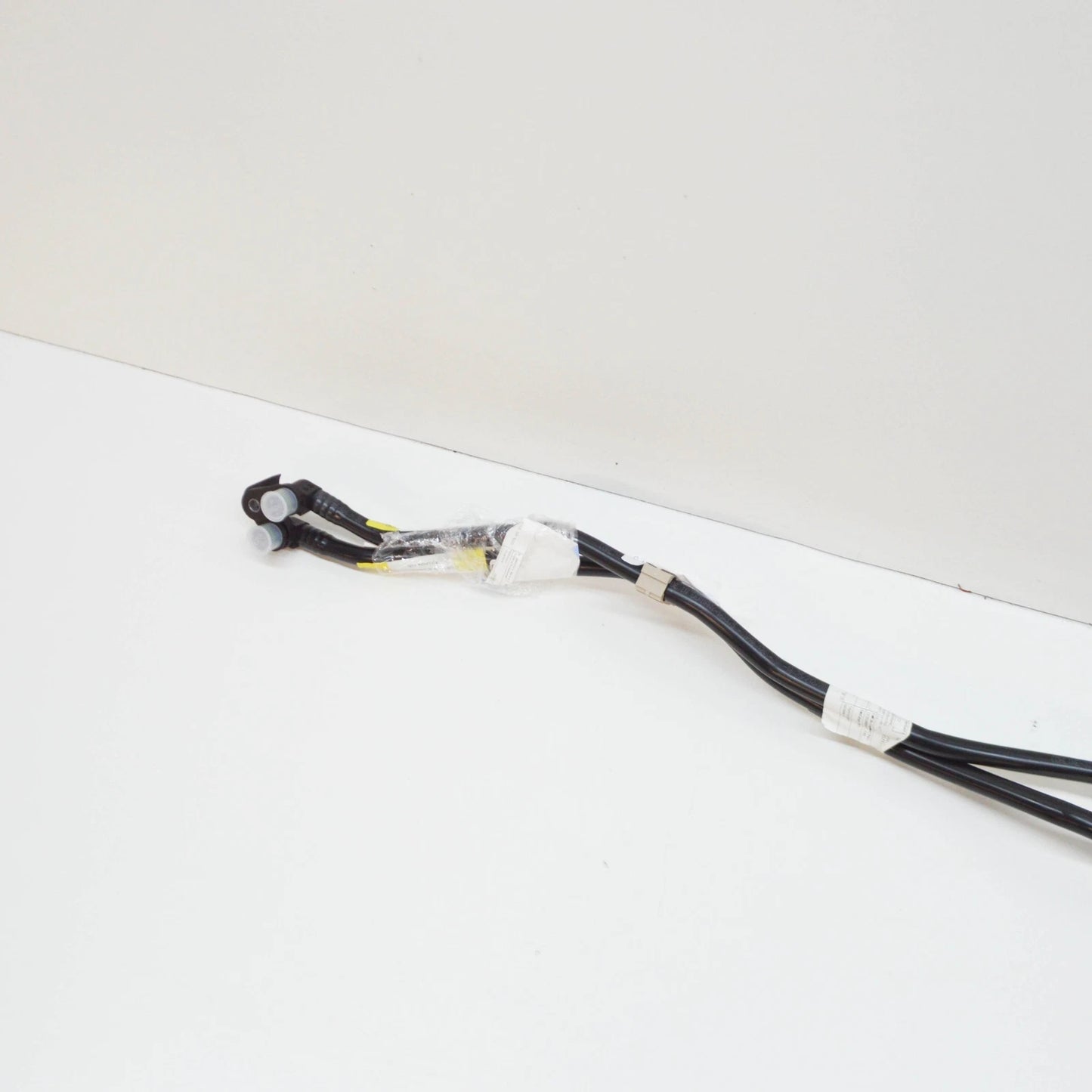 NEW BMW 5 F10 AUTOMATIC TRANSMISSION OIL COOLER TUBE 7619743 17227619743