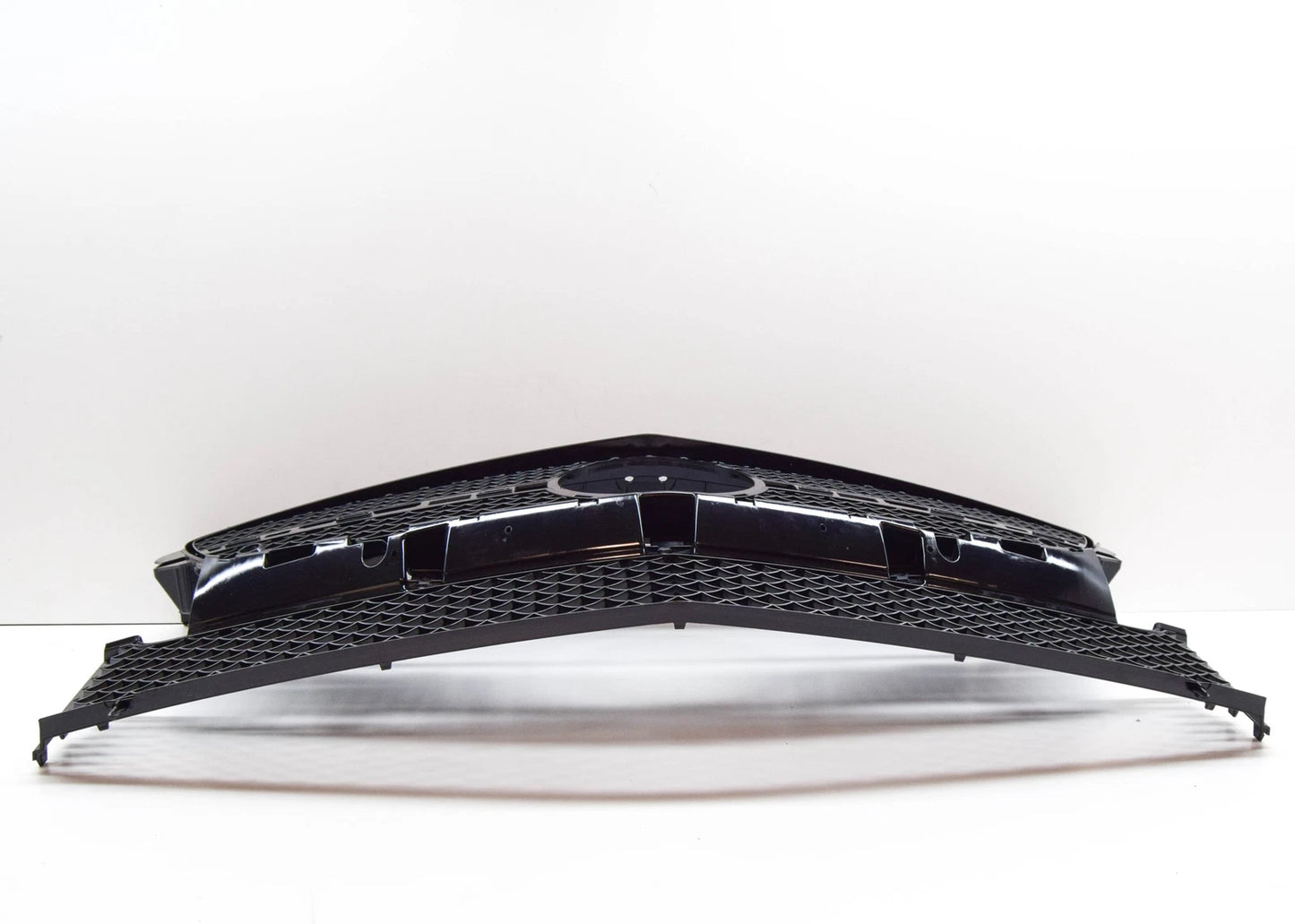 NEW MERCEDES-BENZ SLK R172 RADIATOR GRILLE A1728880160 ORIGINAL