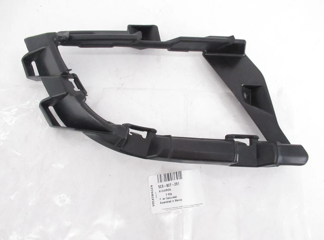 NEW VW JETTA A6 FRONT BUMPER LEFT FOG LIGHT BRACKET 5C6807261 ORIGINAL