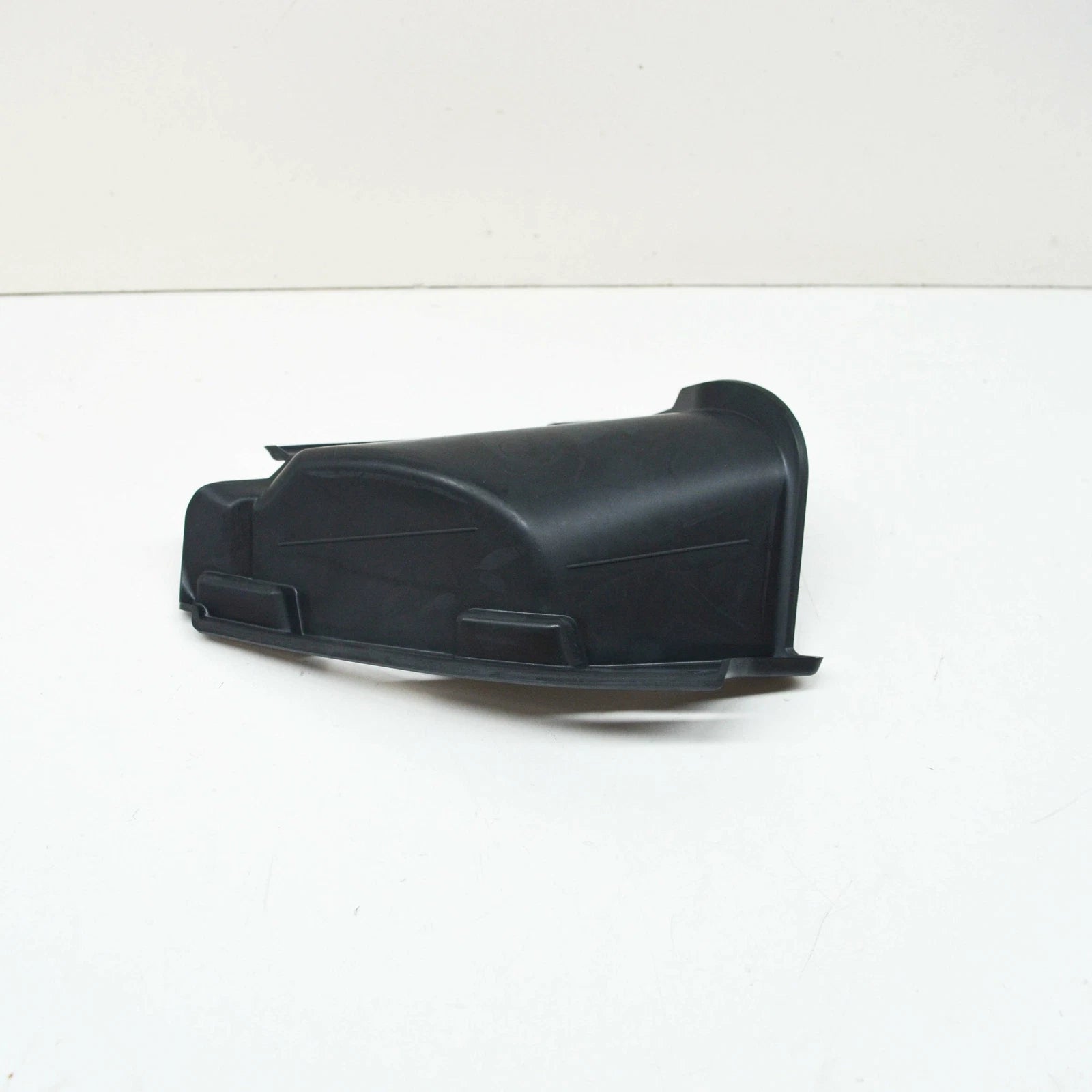 NEW MB GLC X253 AMG FRONT RIGHT RADIATOR SUPPORT AIR DUCT A2538854004 ORIGINAL