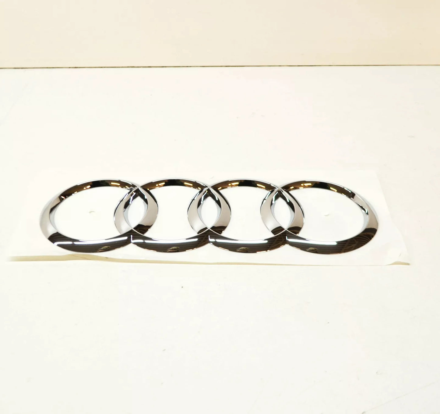 NEW AUDI Q7 4L REAR TRUNK LID BADGE EMBLEM 4M0853742 2ZZ