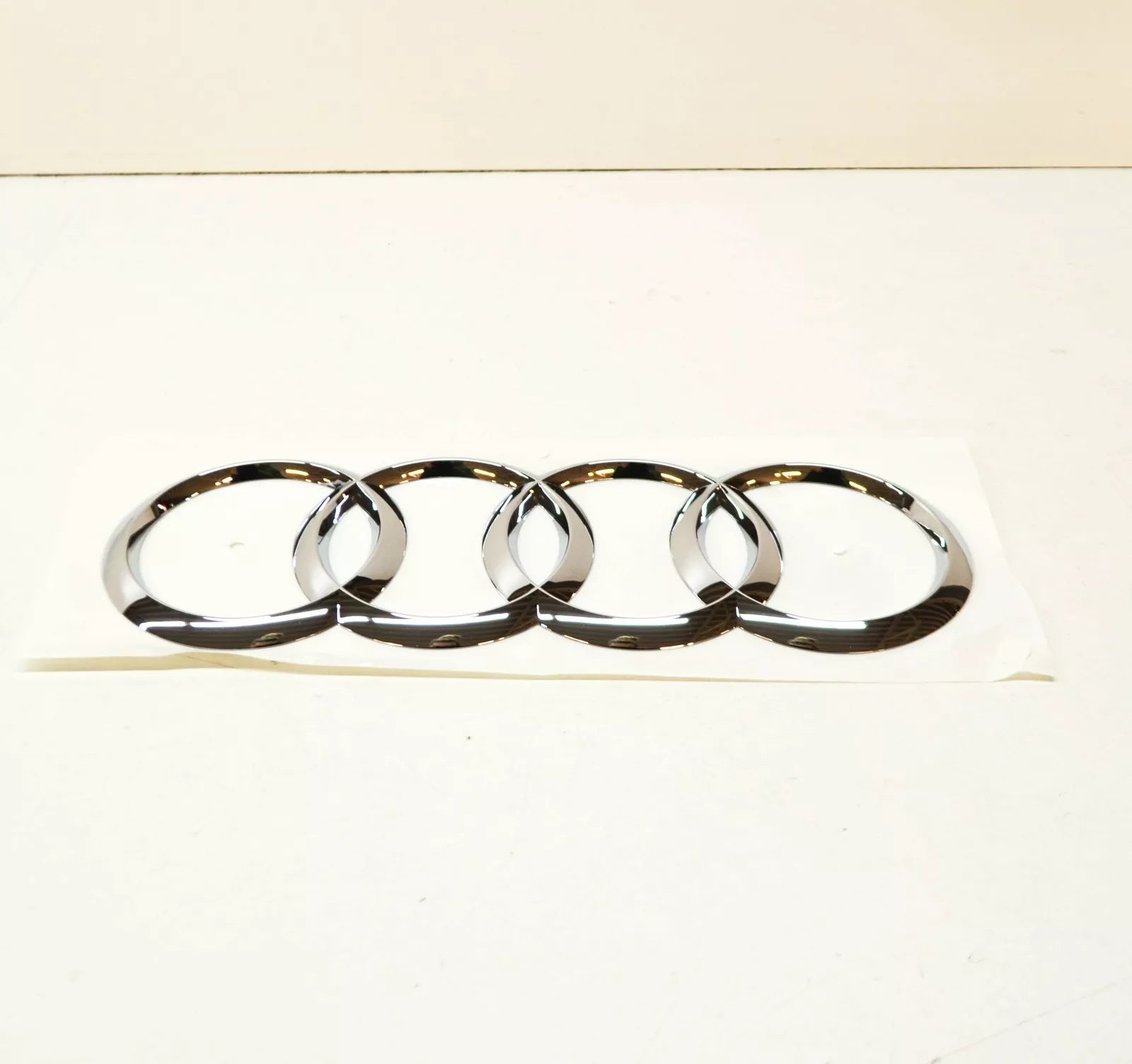 NEW AUDI Q7 4L REAR TRUNK LID BADGE EMBLEM 4M0853742 2ZZ