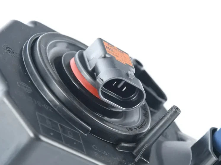 NEW VW TIGUAN 5N REAR INNER LEFT TAILLIGHT 5N0945107B ORIGINAL