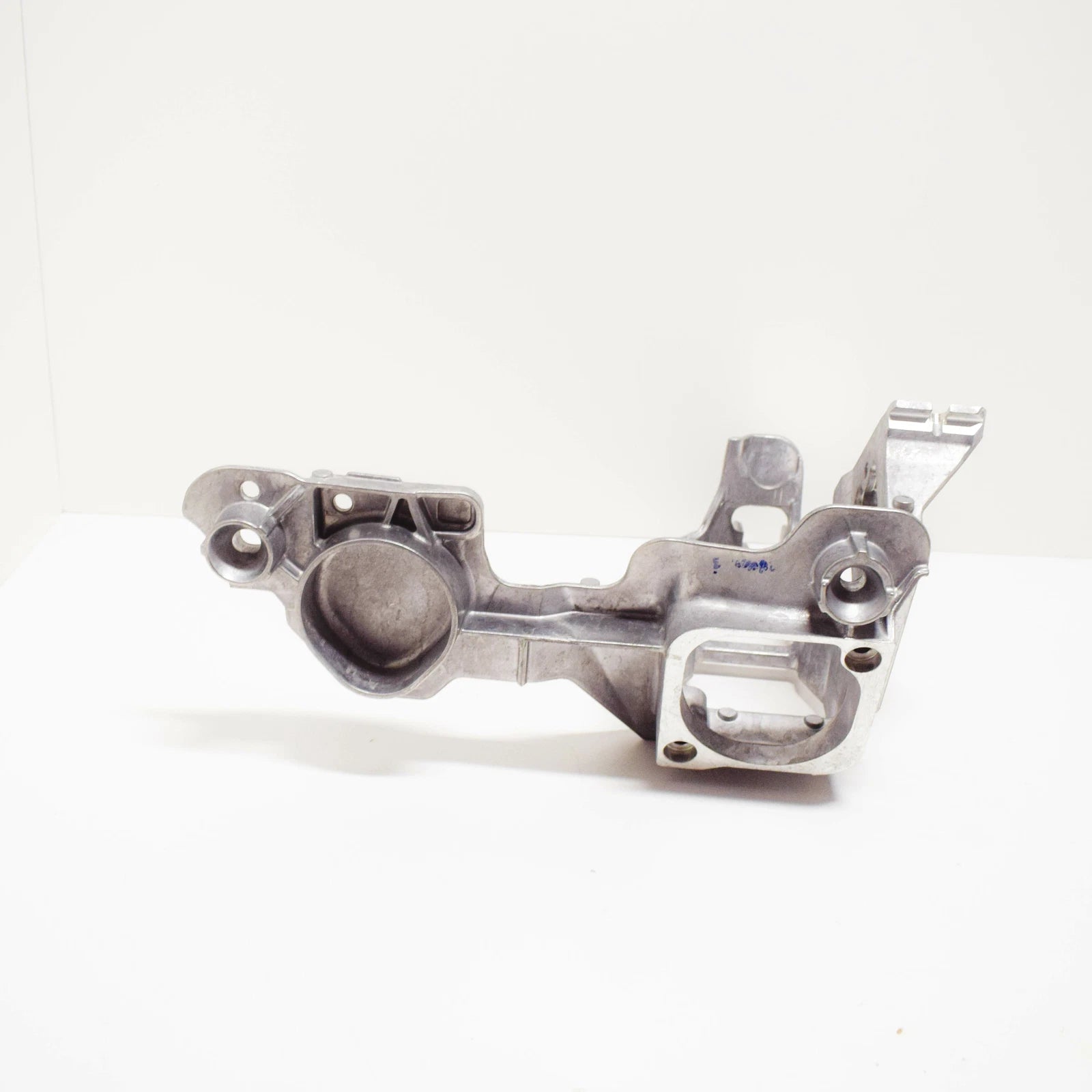 NEW AUDI A4 B9 BRAKE PEDAL BRACKET LHD 8W1723117B ORIGINAL