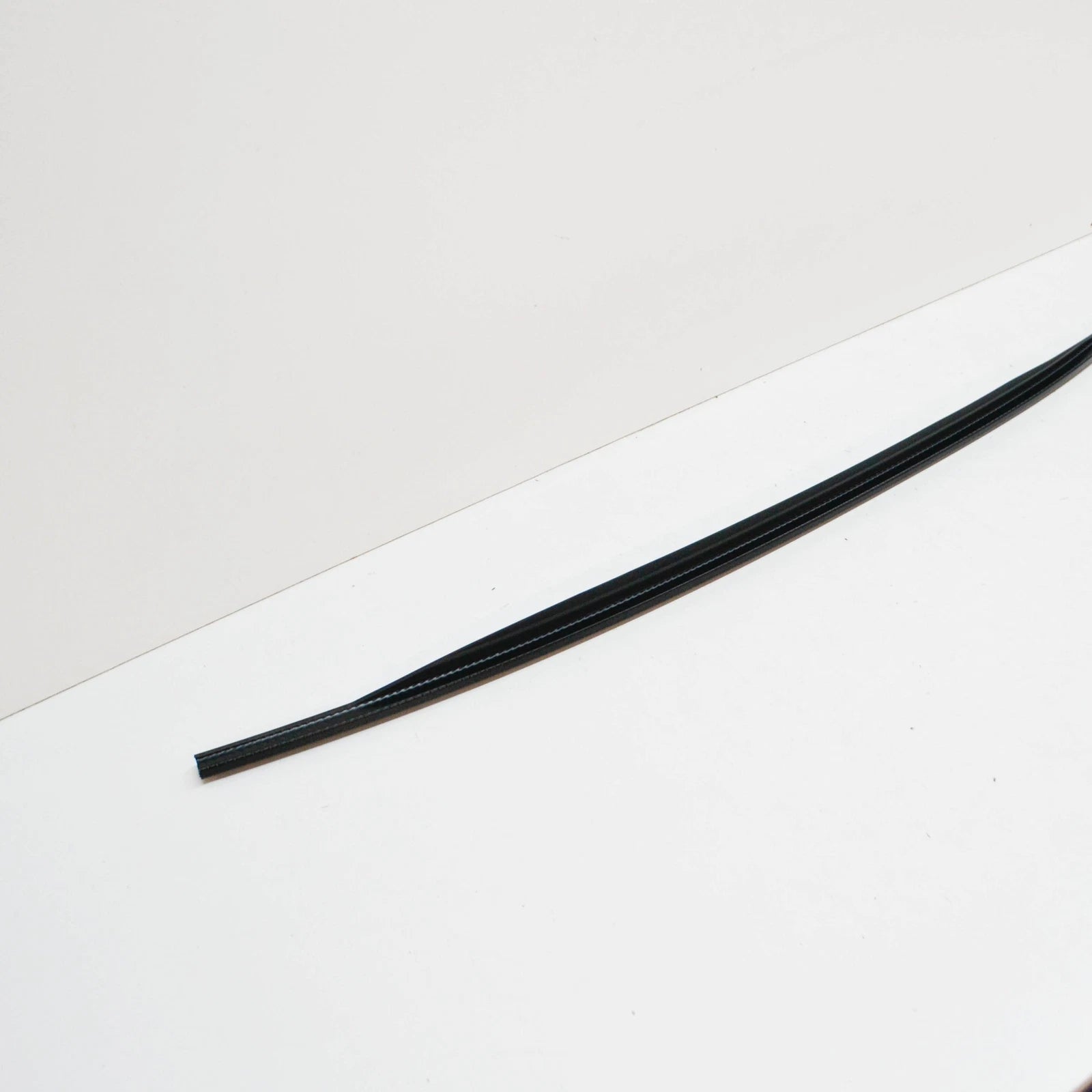 NEW BMW 5 E39 FRONT BUMPER LOWER LIP SPOILER 8216706 51118216706 ORIGINAL