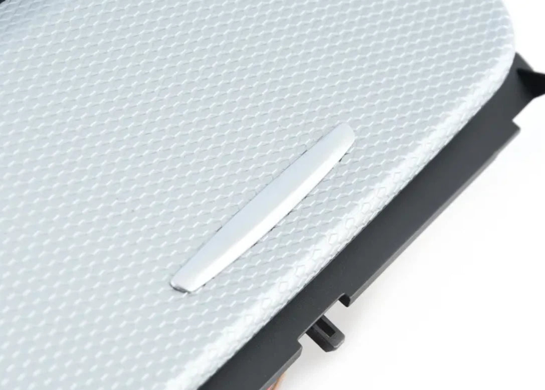 NEW BMW 1 E88 ALUMINIUM GLACIER-SILVER ASHTRAY 51168037469 8037469 ORIGINAL