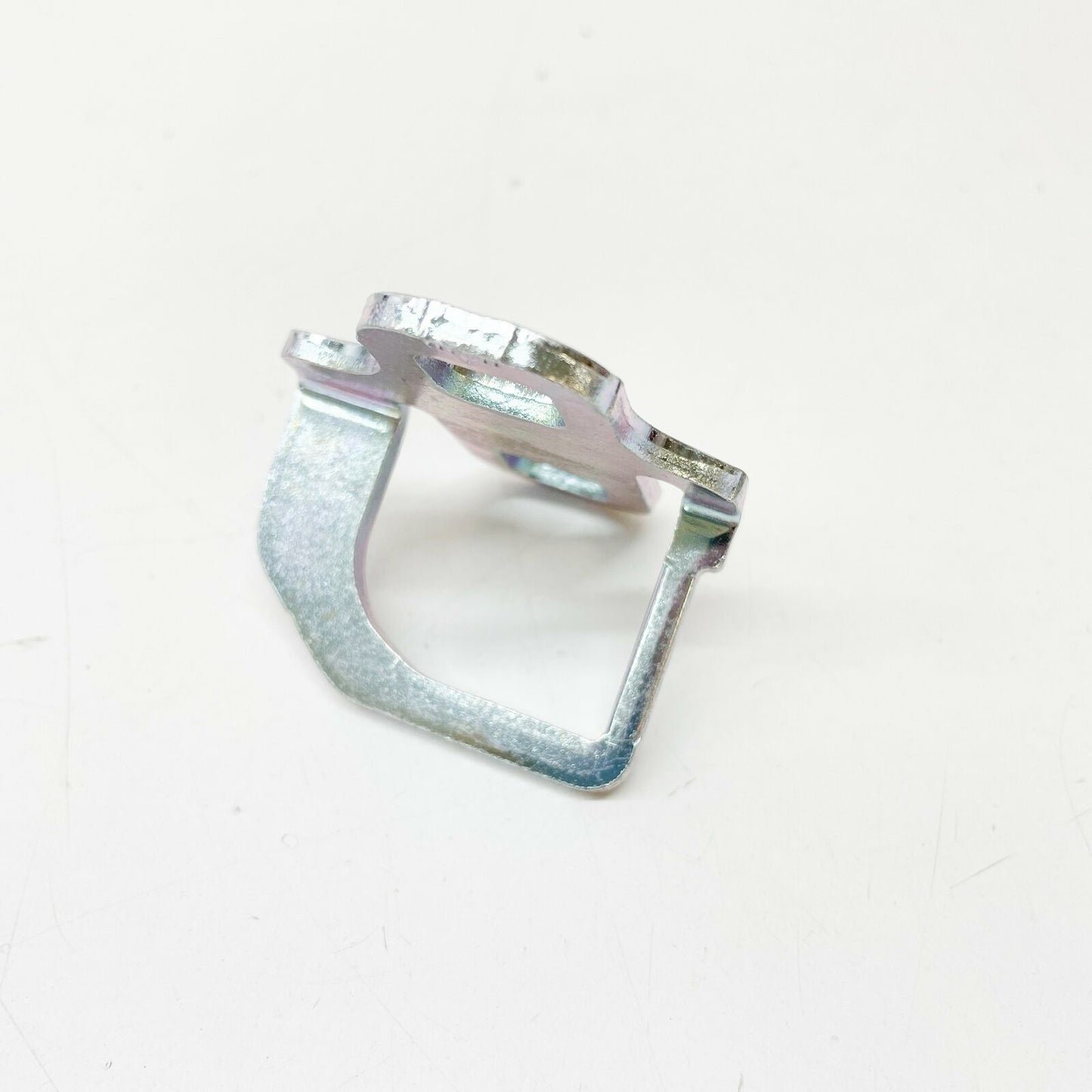 NEW MERCEDES-BENZ CLA COUPE C117 TAILGATE BOOTLID LOCK A2047580003 ORIGINAL