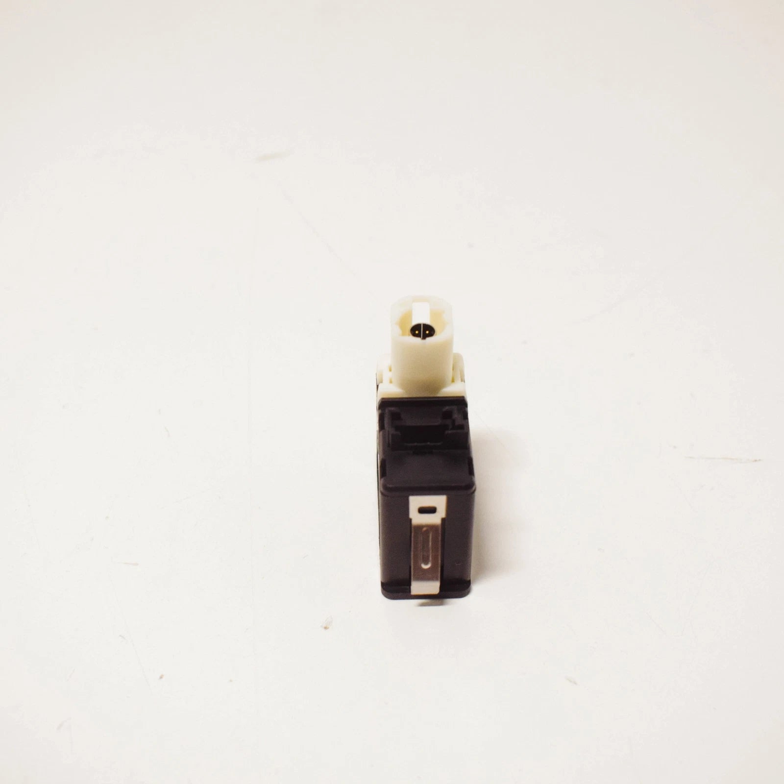 NEW BMW 2 F45 USB AUX-IN SOCKET 84109266607 9266607 ORIGINAL