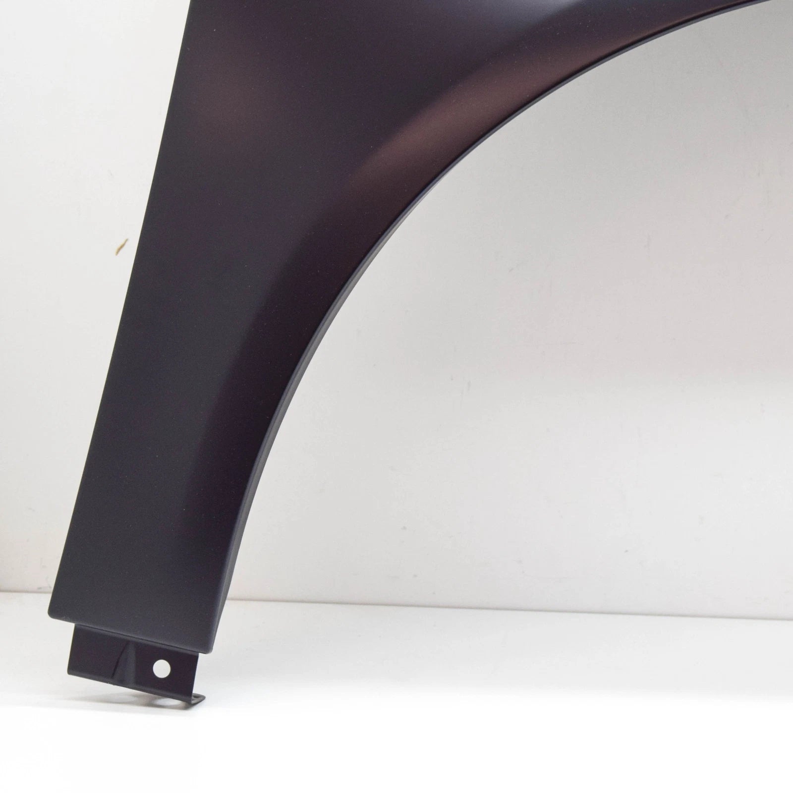 NEW VW PASSAT B6 3C FRONT RIGHT FENDER 3C0821022 ORIGINAL