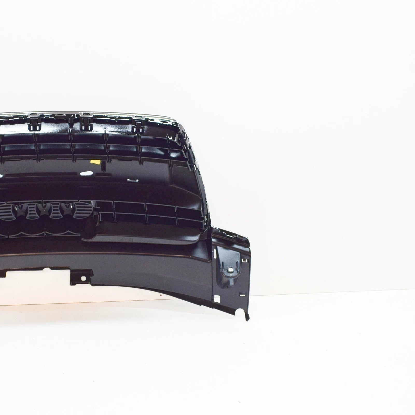 NEW AUDI TT FV3 FRONT BUMPER CENTER RADIATOR GRILLE 8J0853651 KT94