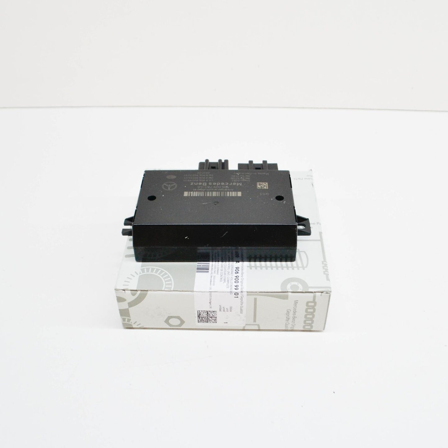 NEW MERCEDES-BENZ SPRINTER W906 TRAILER SOCKET CONTROL UNIT A9069009901 ORIGINAL