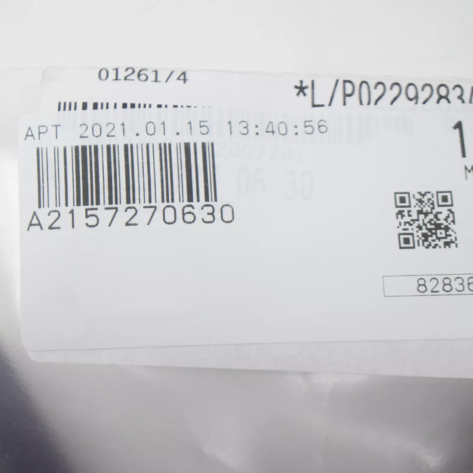 NEW MERCEDES-BENZ CL C215 FRONT RIGHT MIRROR TRIANGLE SEAL A2157270630 ORIGINAL