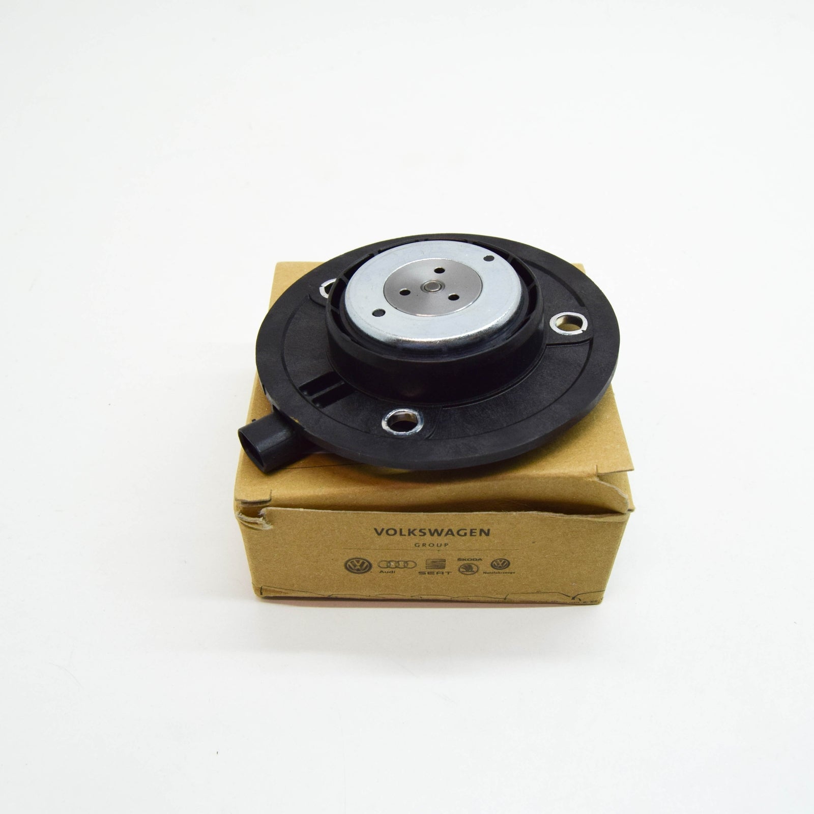 NEW CUPRA FORMENTOR CYLINDER HEAD COVER MAGNET 06Q109259B ORIGINAL