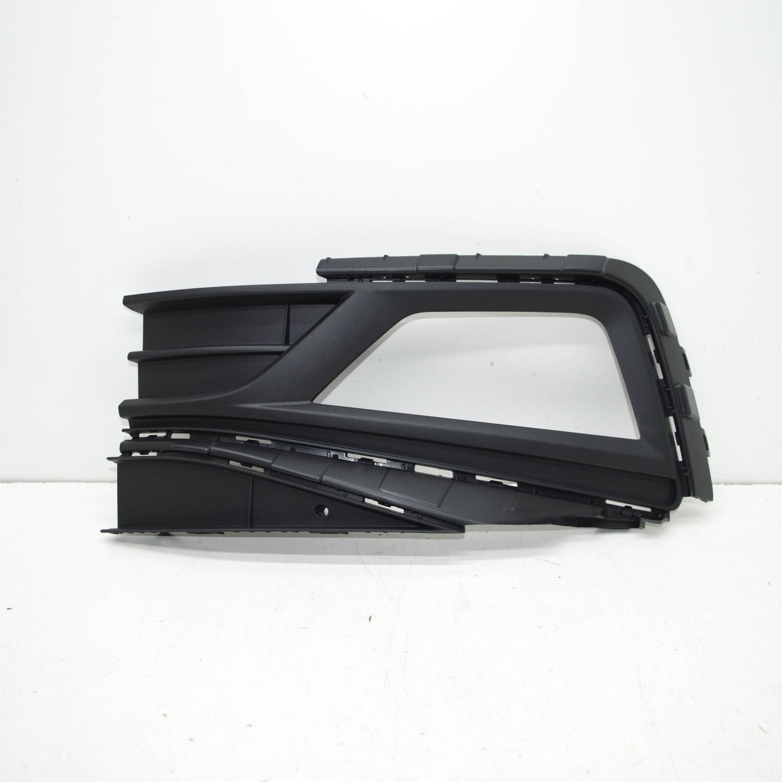 NEW VOLKSWAGEN POLO AW FRONT LEFT AIR VENT GRILLE 2G0853665E9B9 ORIGINAL