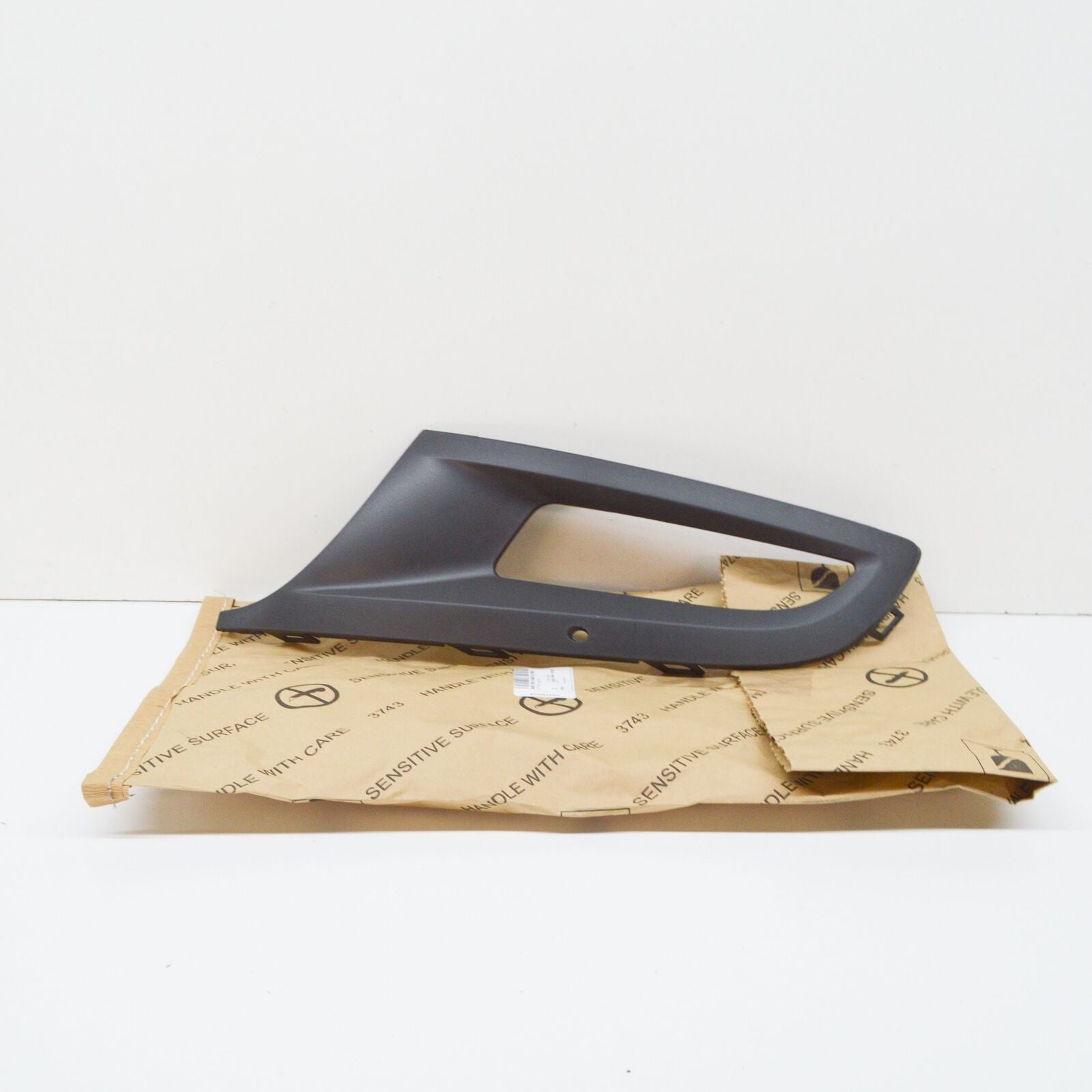 NEW VOLKSWAGEN POLO 6R FRONT BUMPER LEFT SIDE VENT GRILLE 6R0853665D9B9 ORIGINAL