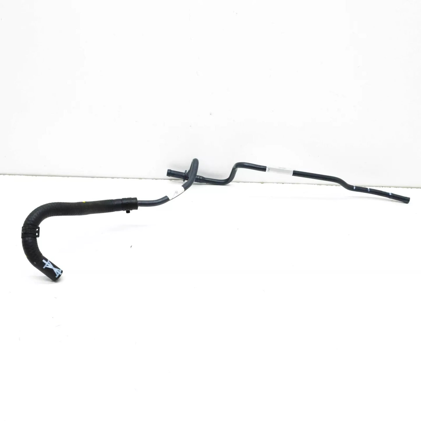 NEW AUDI A1 SPORTBACK GB COOLANT PIPE HOSE 05E121064 ORIGINAL